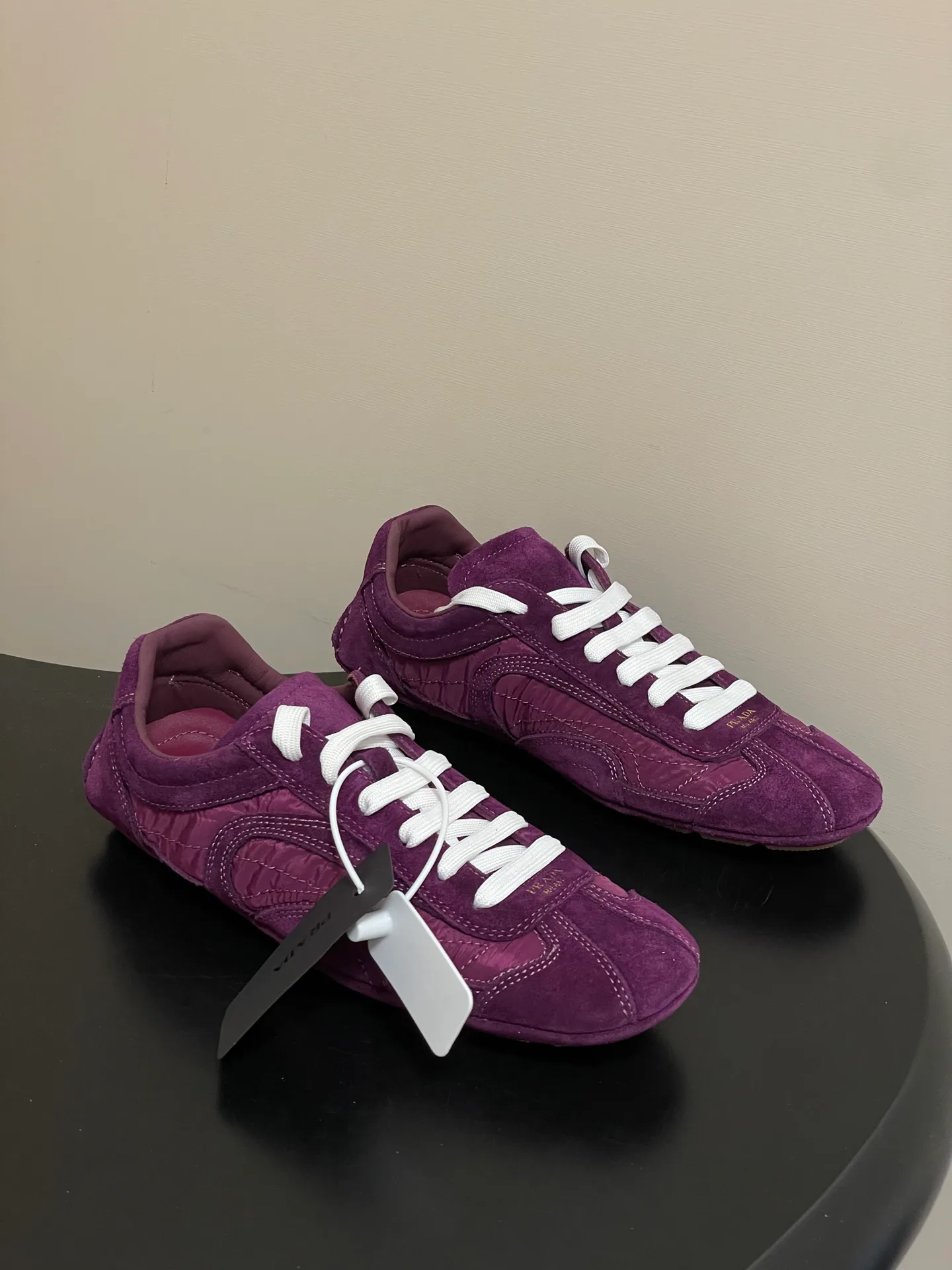 Кроссовки Женские Prada 12810936