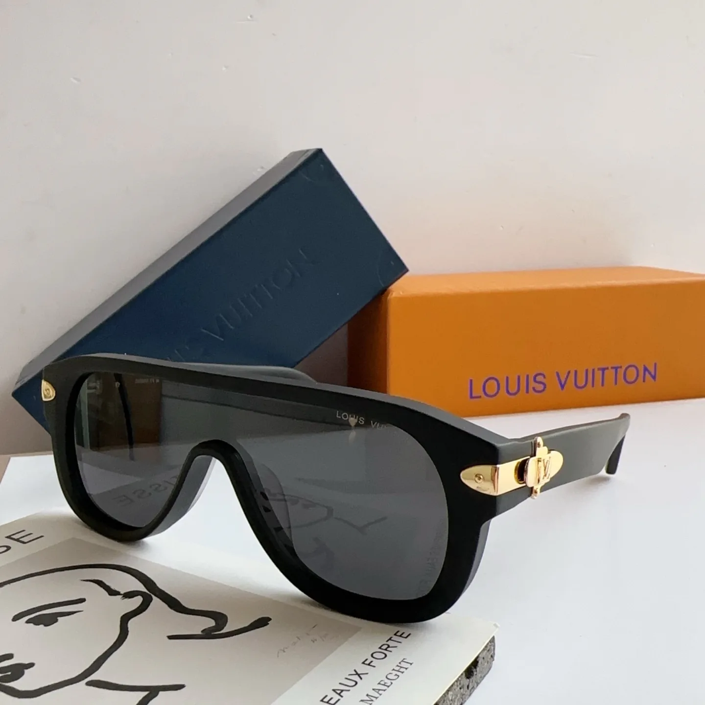 Очки Louis Vuitton 17366476