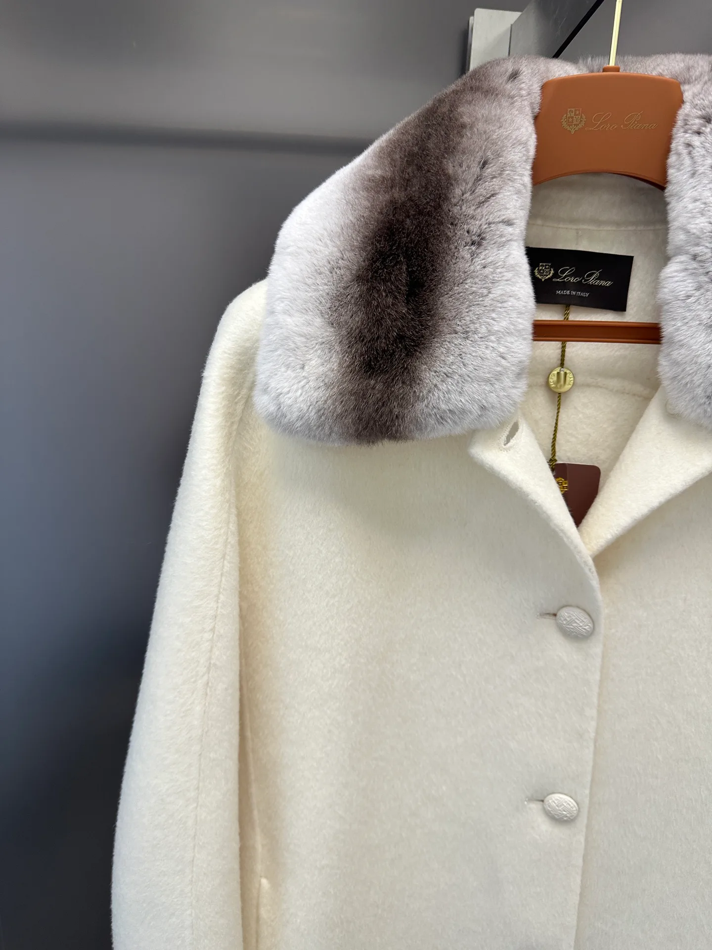 Пальто Женские Loro Piana 18226702