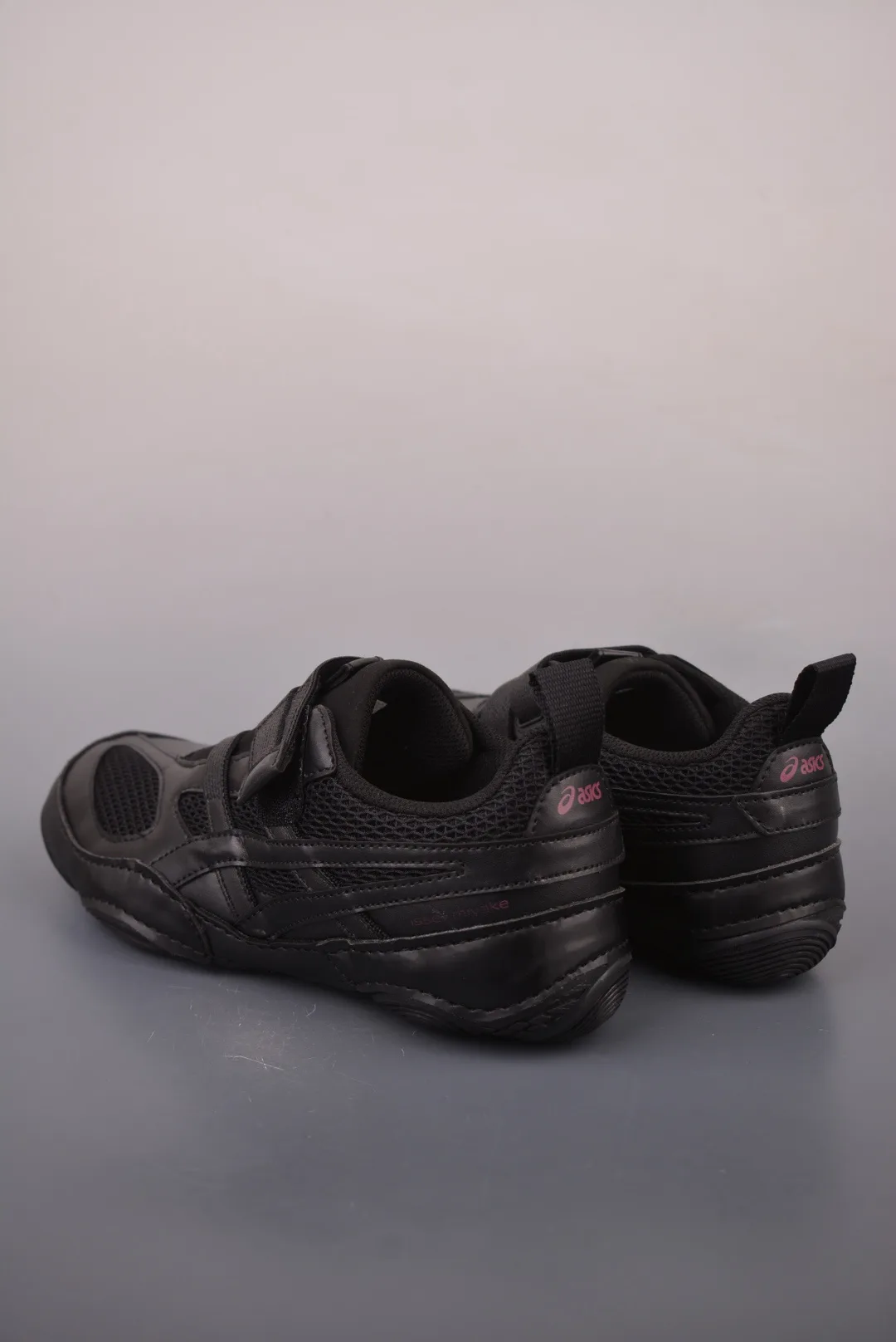 Кроссовки Женские Asics 18743883