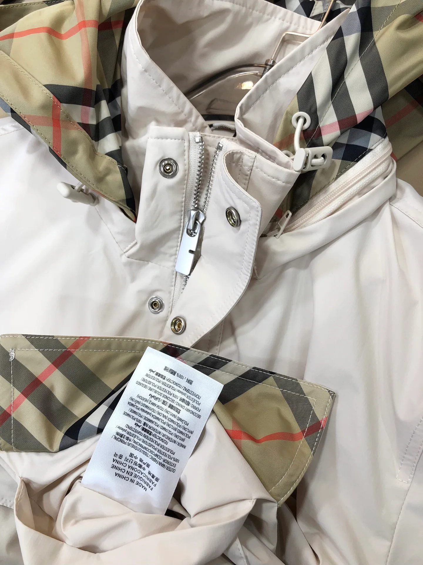 Куртки И Пуховики Женские Burberry 11698733
