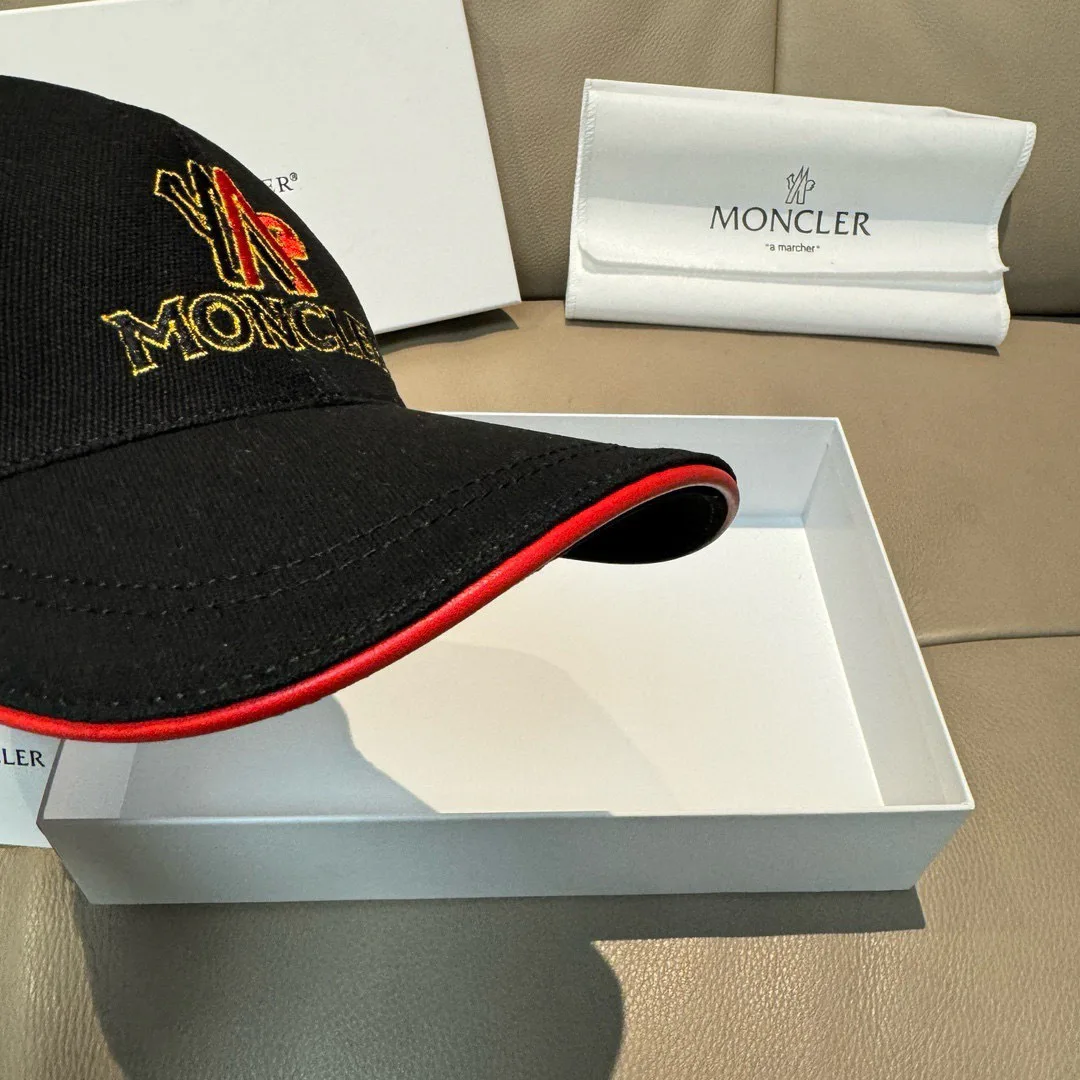 Головные Уборы Moncler 4550007