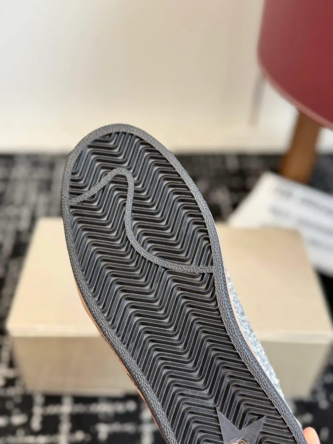 Кроссовки Женские Golden Goose 18305923