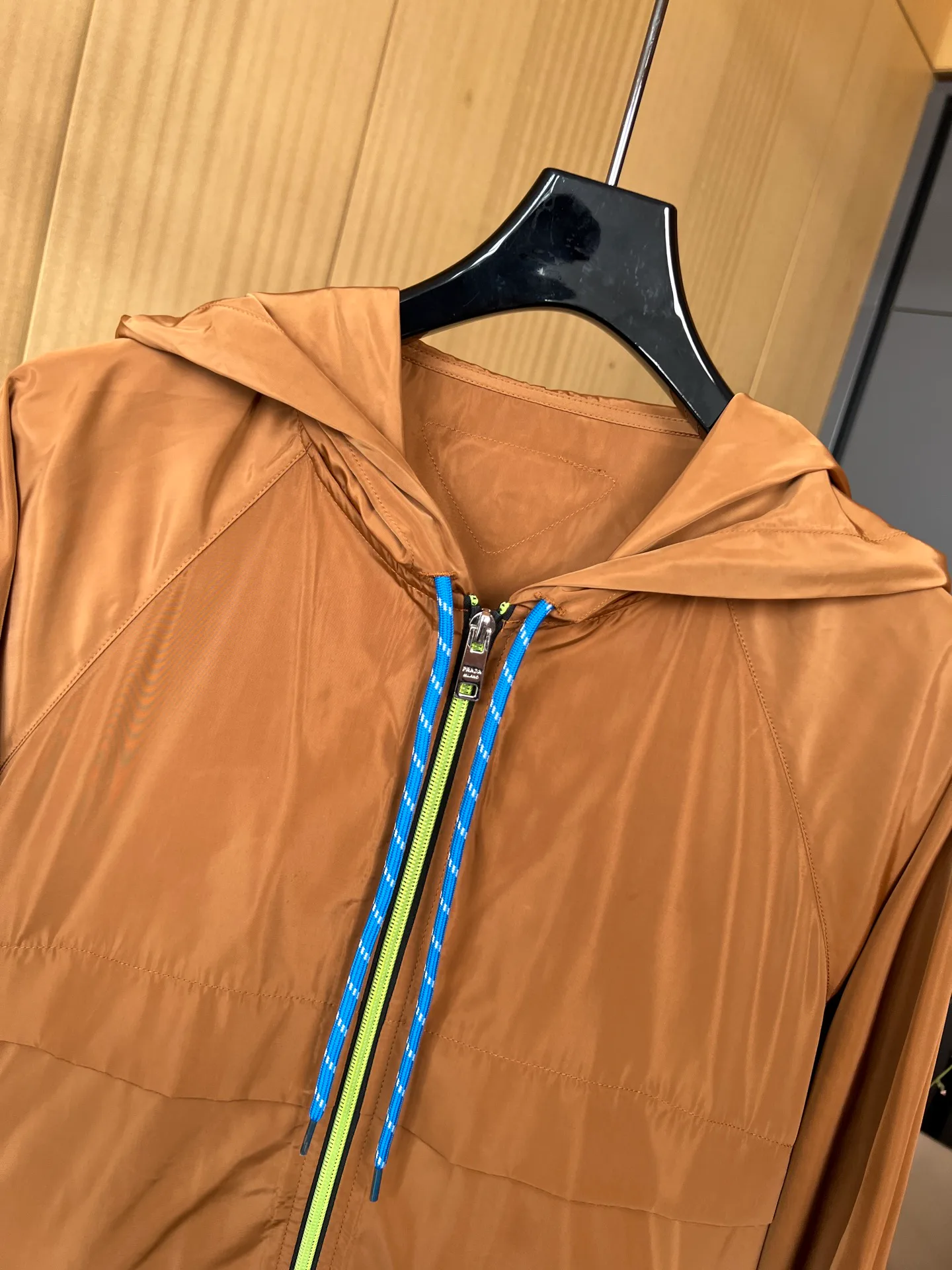 Куртки И Пуховики Женские Prada 13616