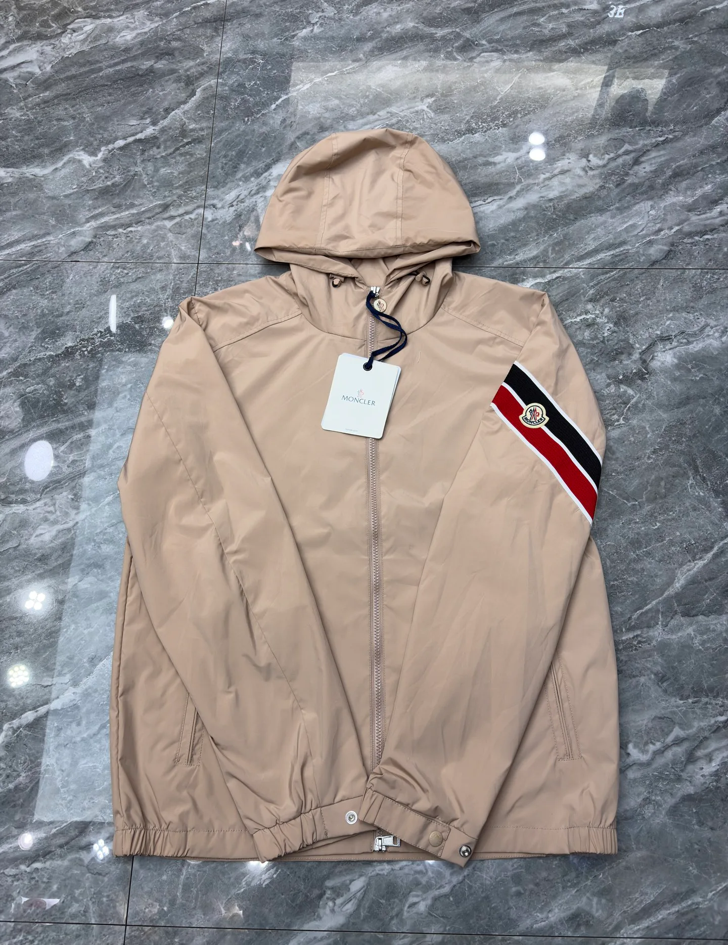 Куртки И Пуховики Мужские Moncler 12712742