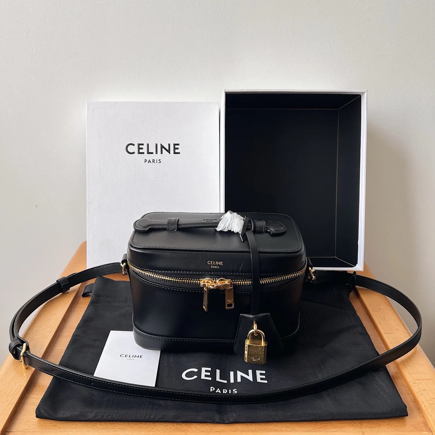 Сумки На Ремне Женские Celine 10017298