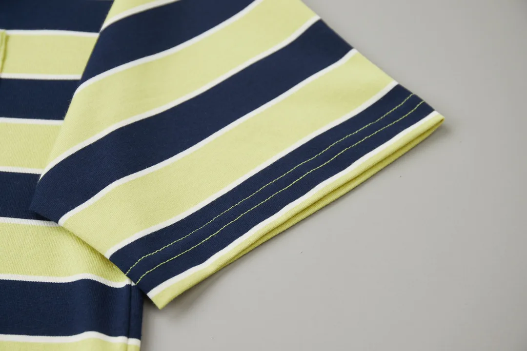 Футболки Женские Prada 11109339