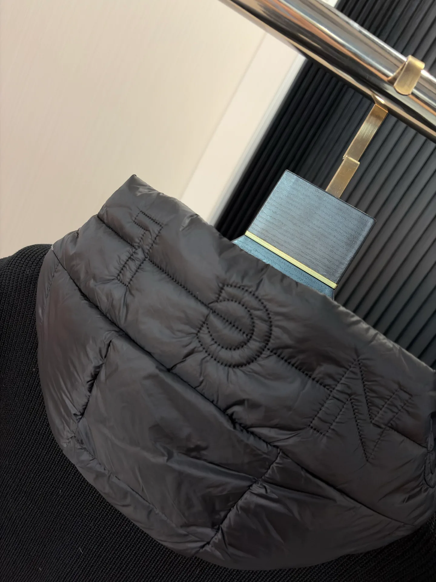 Куртки И Пуховики Женские Moncler 18391739
