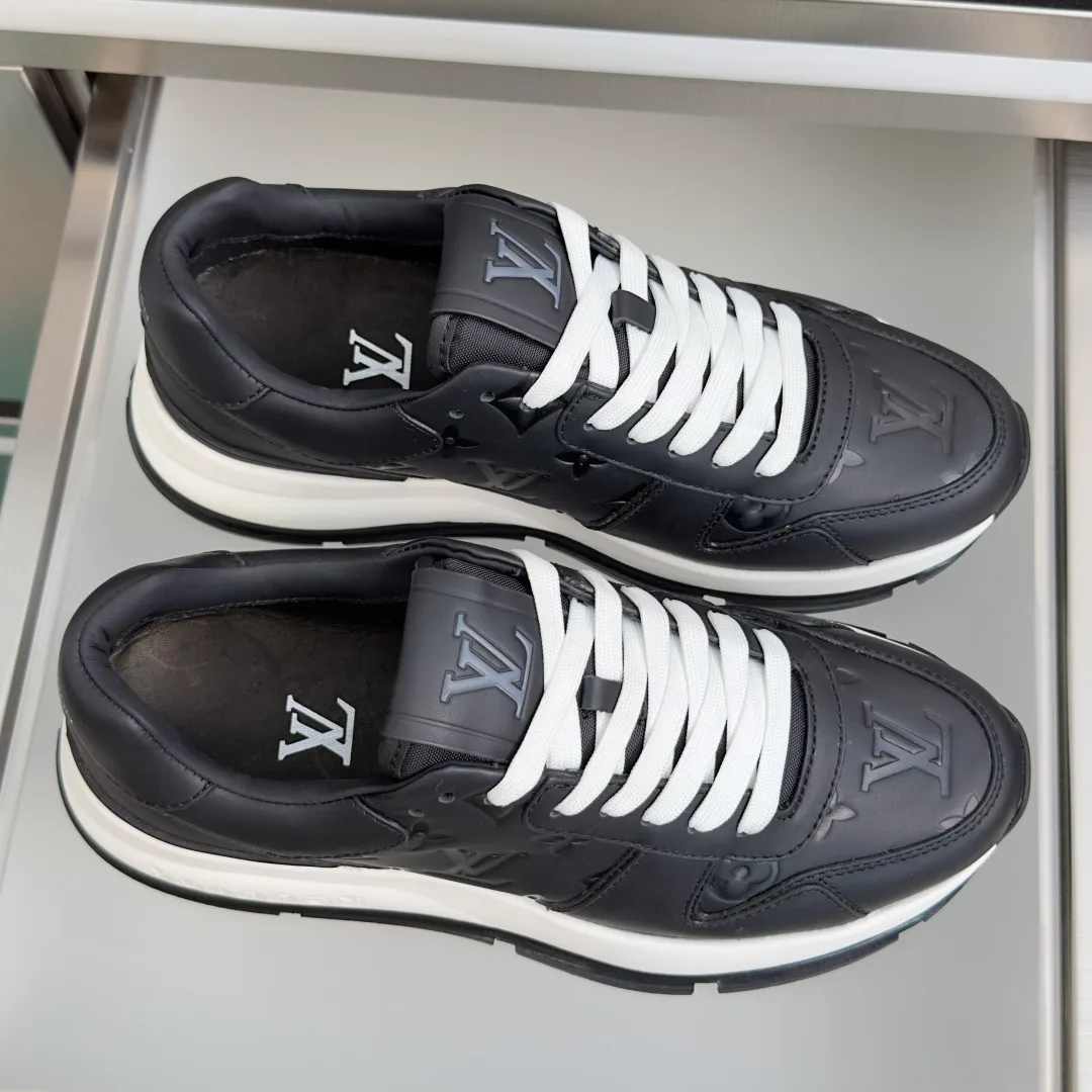 Кроссовки Мужские Louis Vuitton 17950774