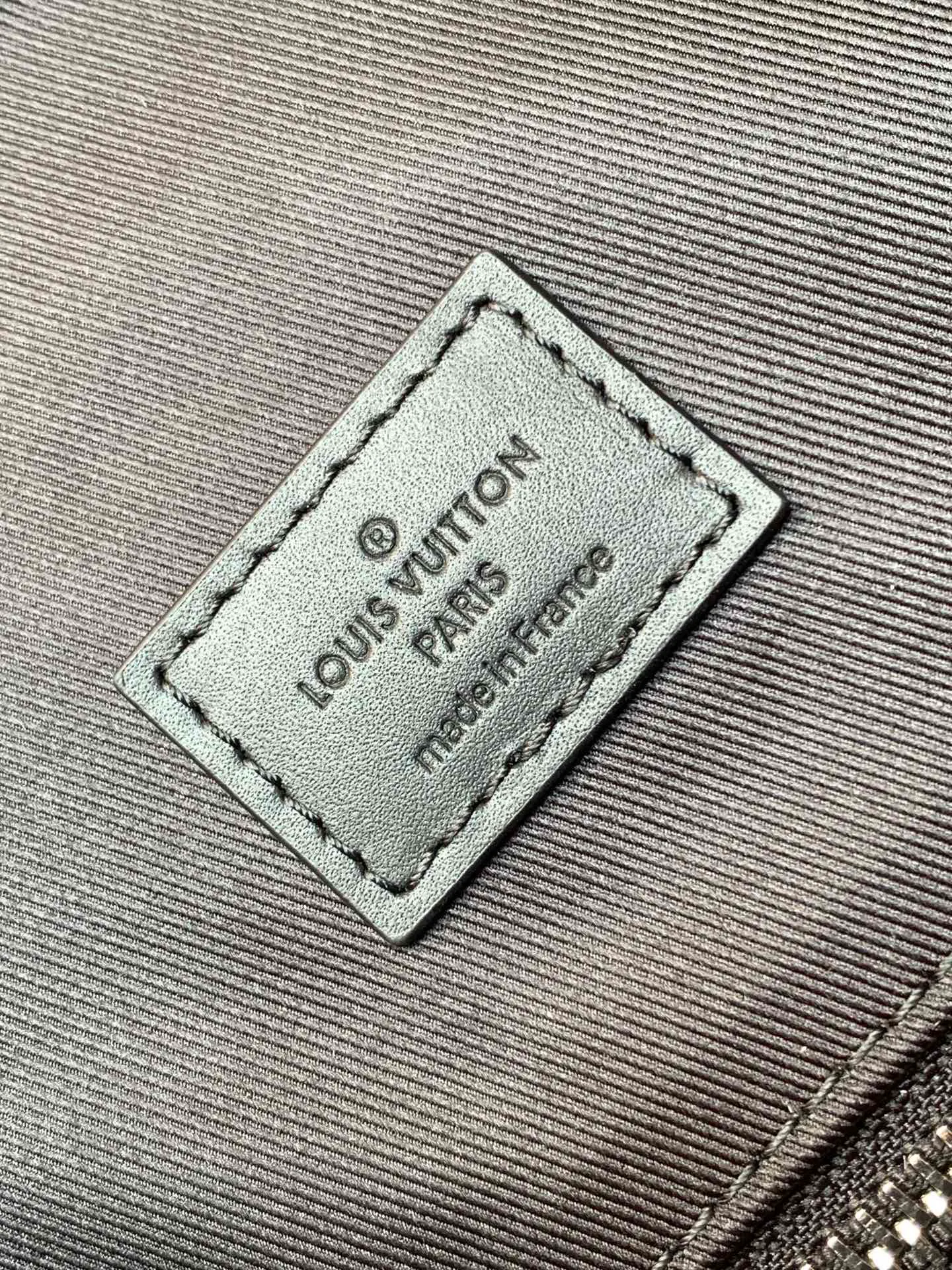 Рюкзаки Женские Louis Vuitton 1882160
