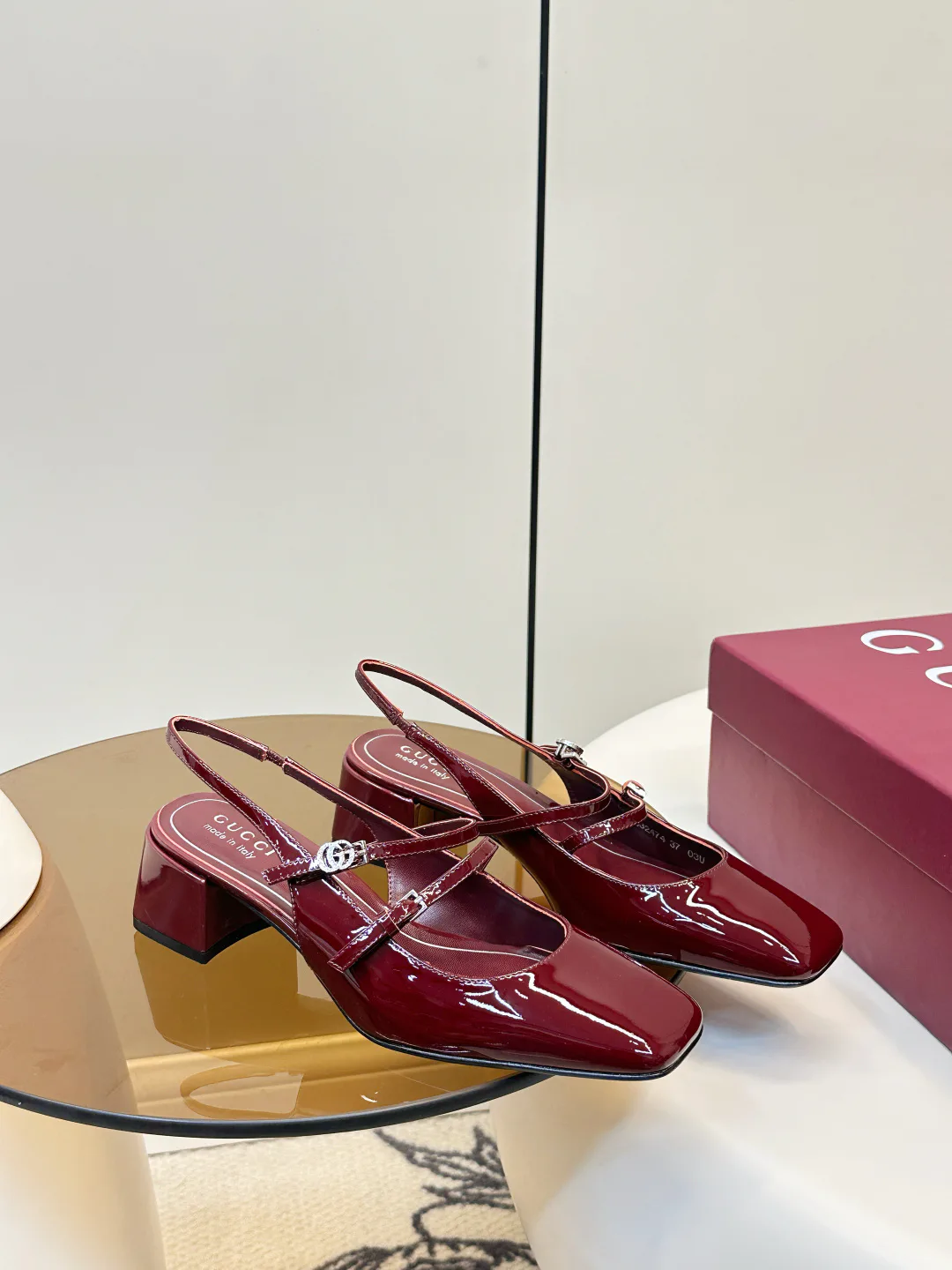Босоножки Женские Gucci 12835299