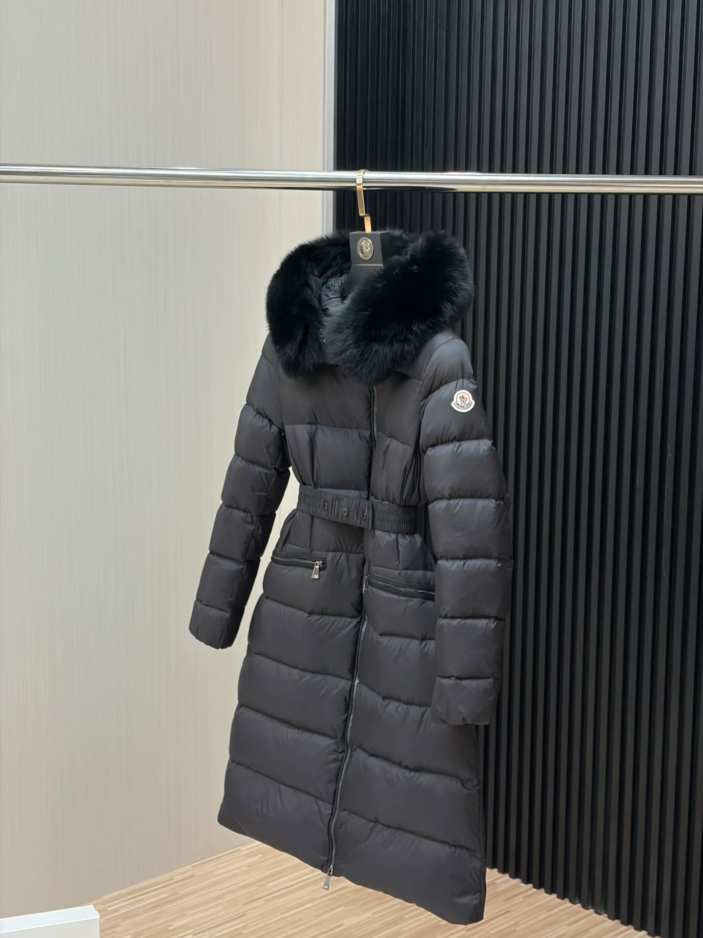 Куртки И Пуховики Женские Moncler 17926549