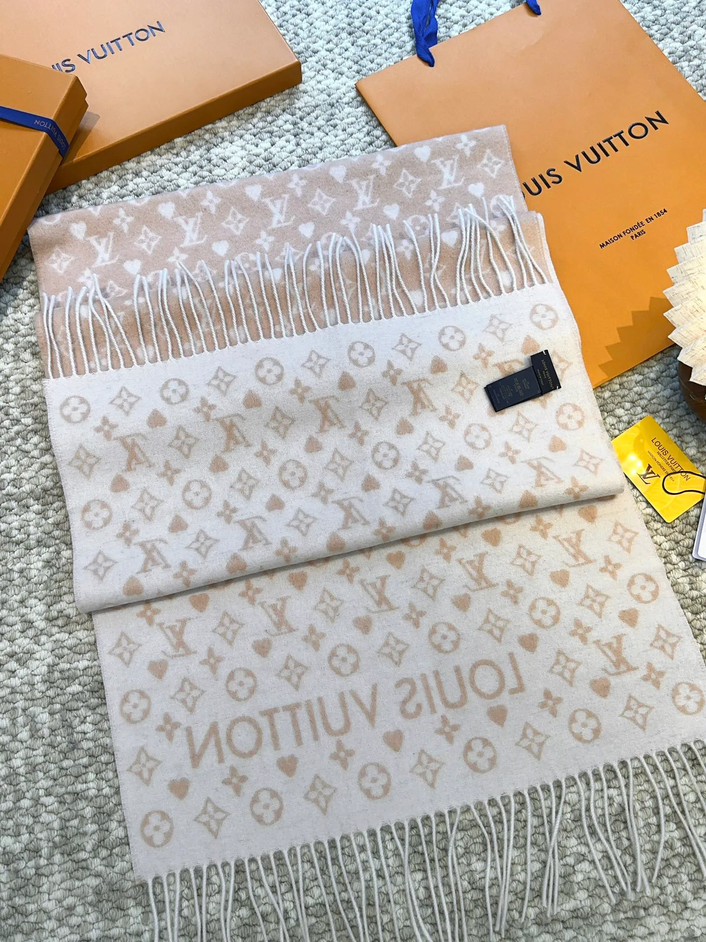 Шарфы Louis Vuitton 4428