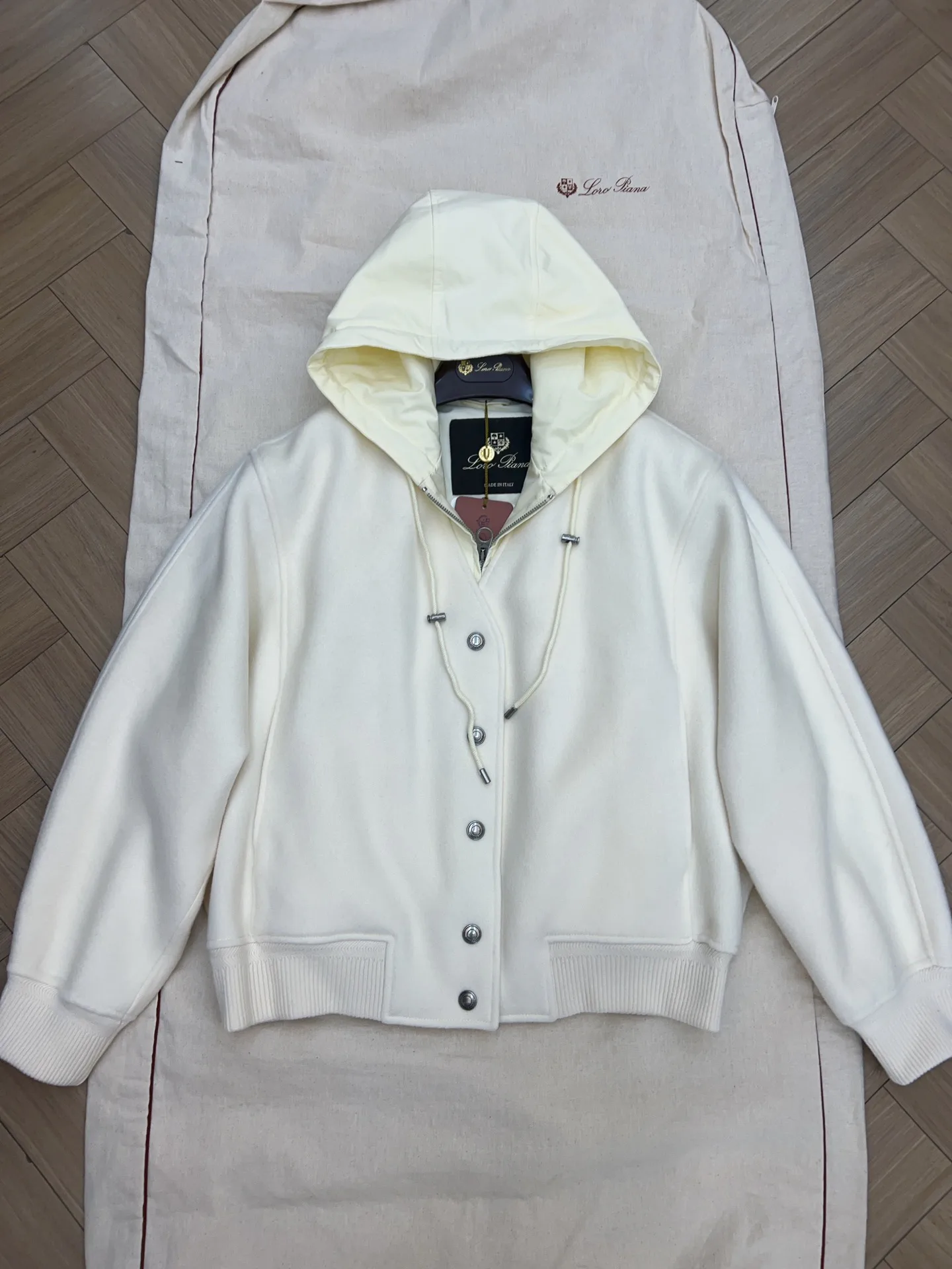 Куртки И Пуховики Женские Loro Piana 19968224