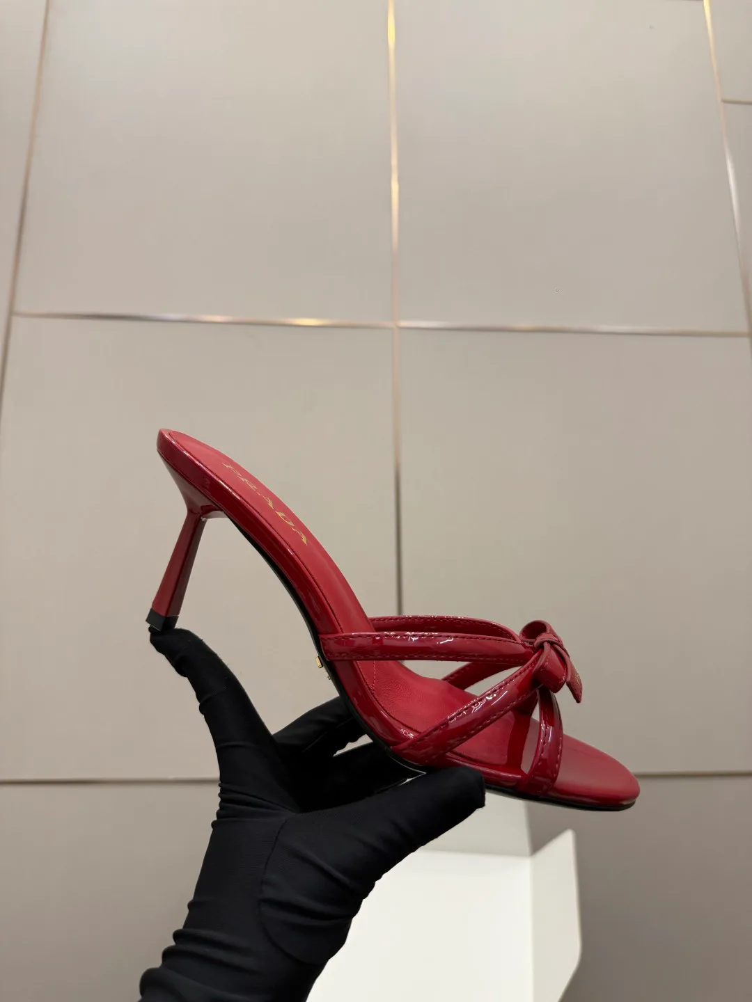 Босоножки Женские Prada 16960884