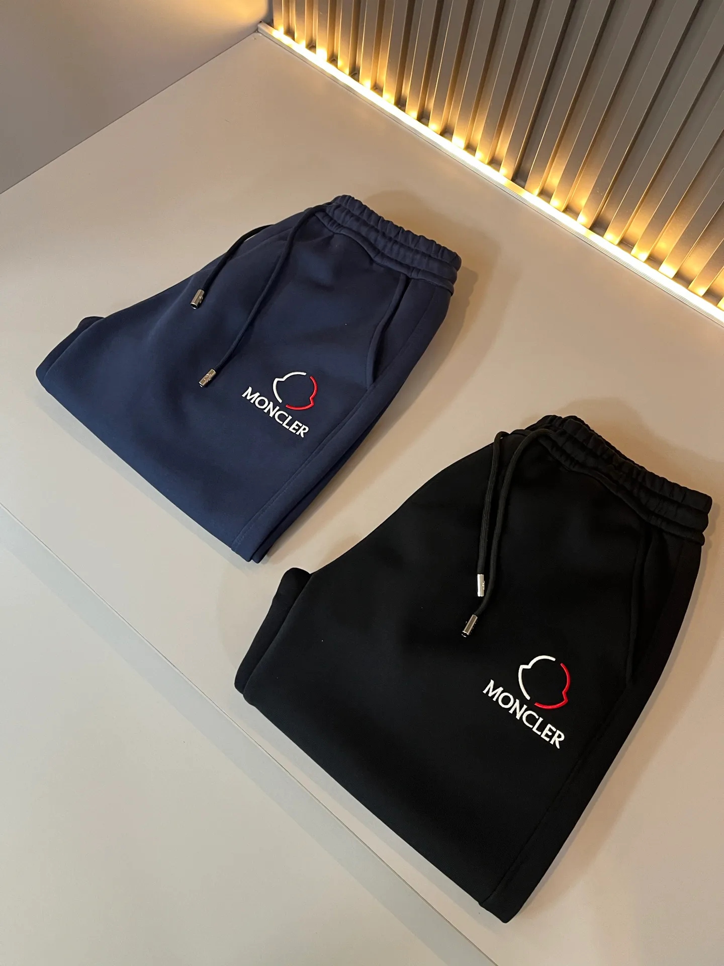 Брюки Мужские Moncler 187963