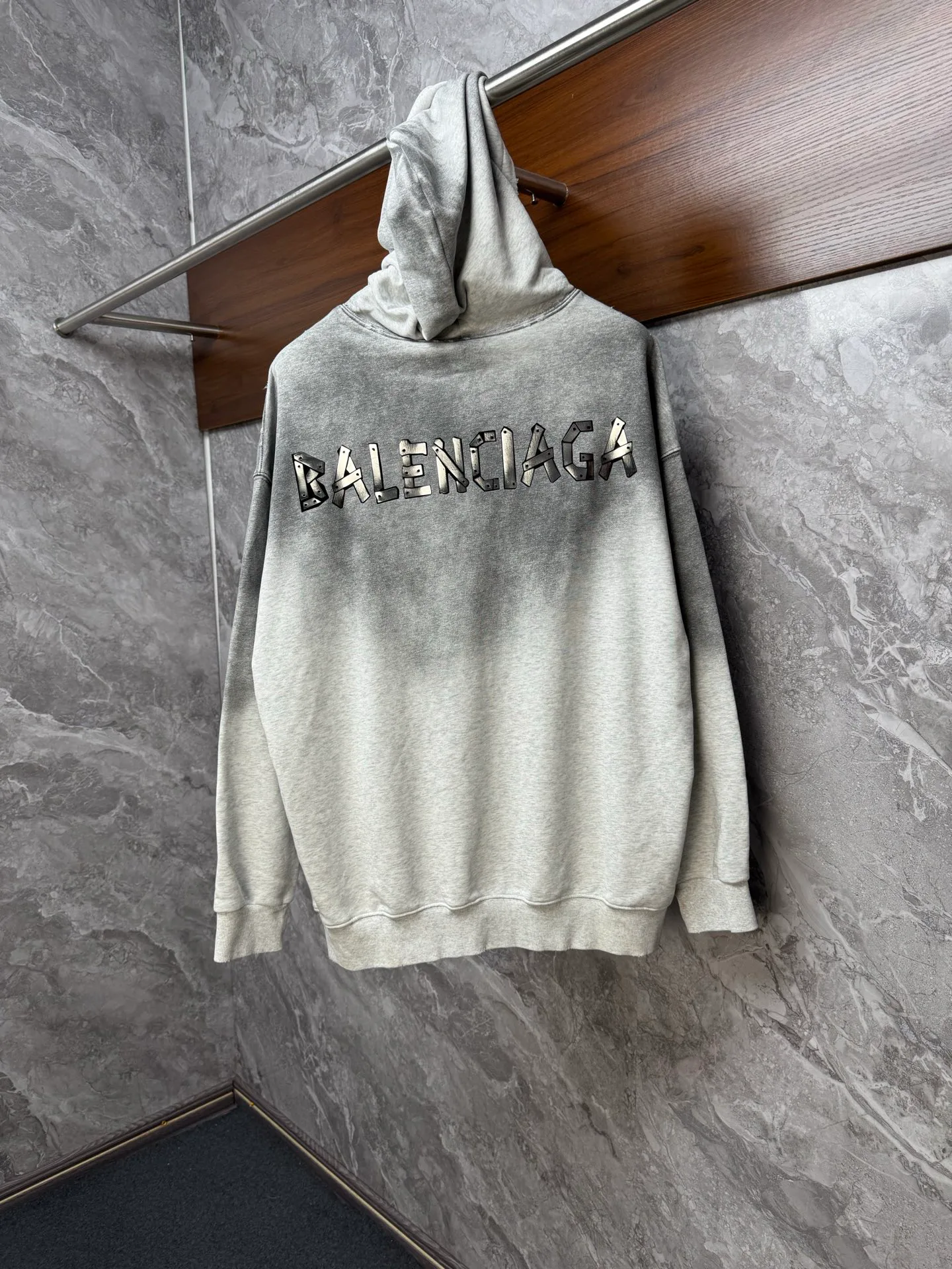 Свитшоты И Худи Женские Balenciaga 18182350