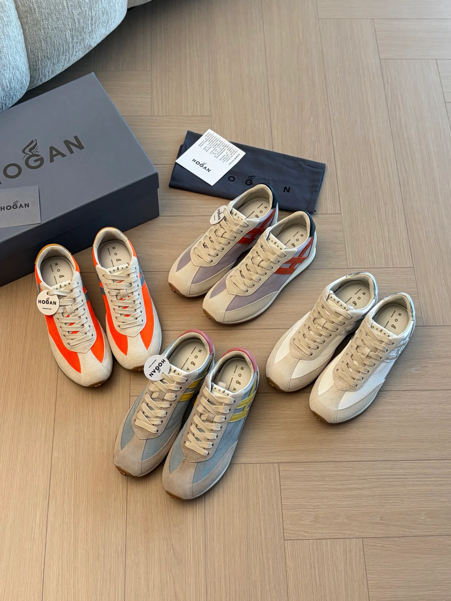 Кроссовки Женские Hogan 18063998