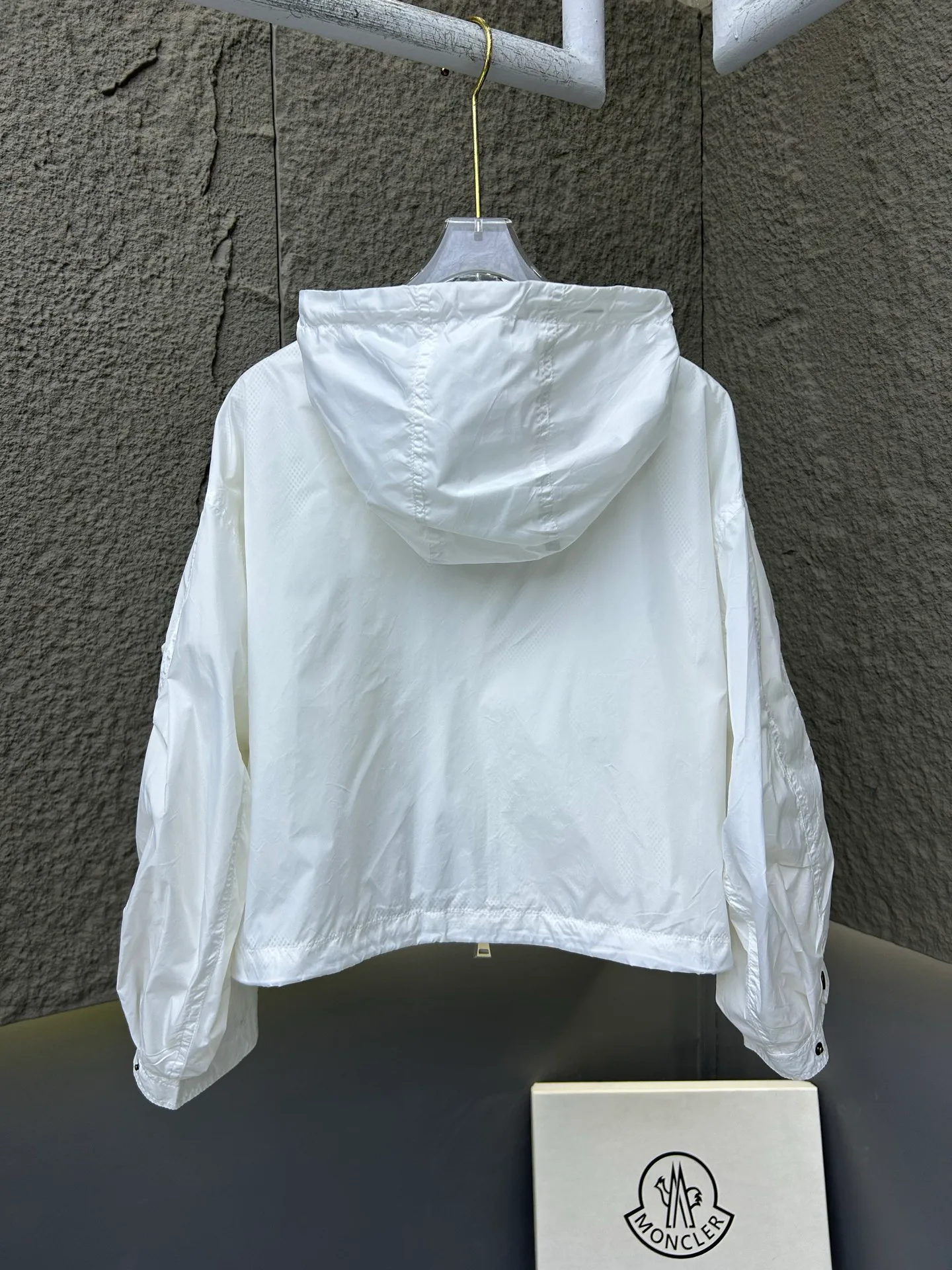 Куртки И Пуховики Женские Moncler 11862700