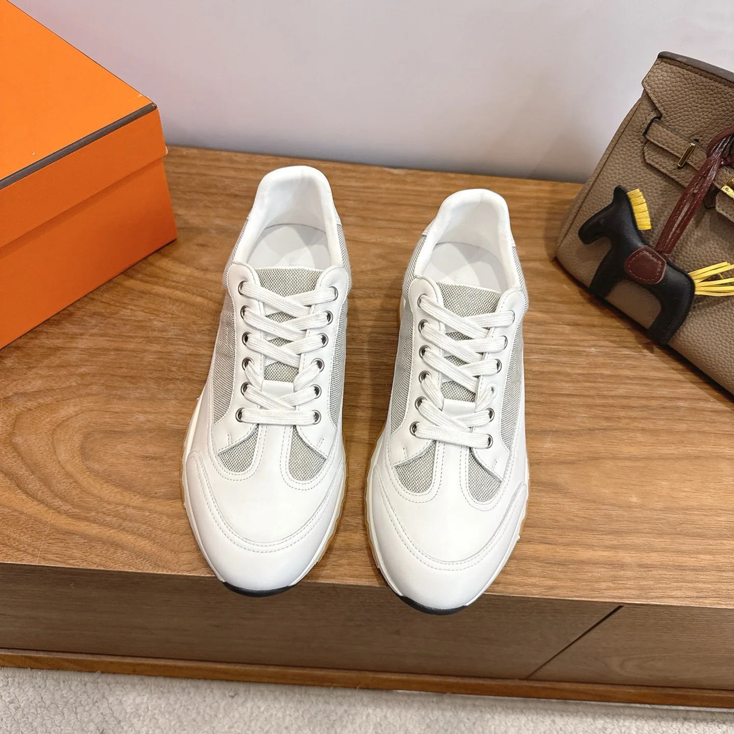 Кроссовки Женские Hermes 1886241