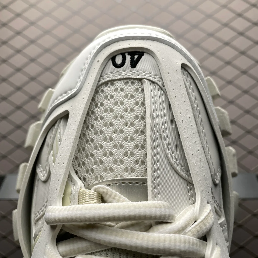 Кроссовки Женские Balenciaga 2239935