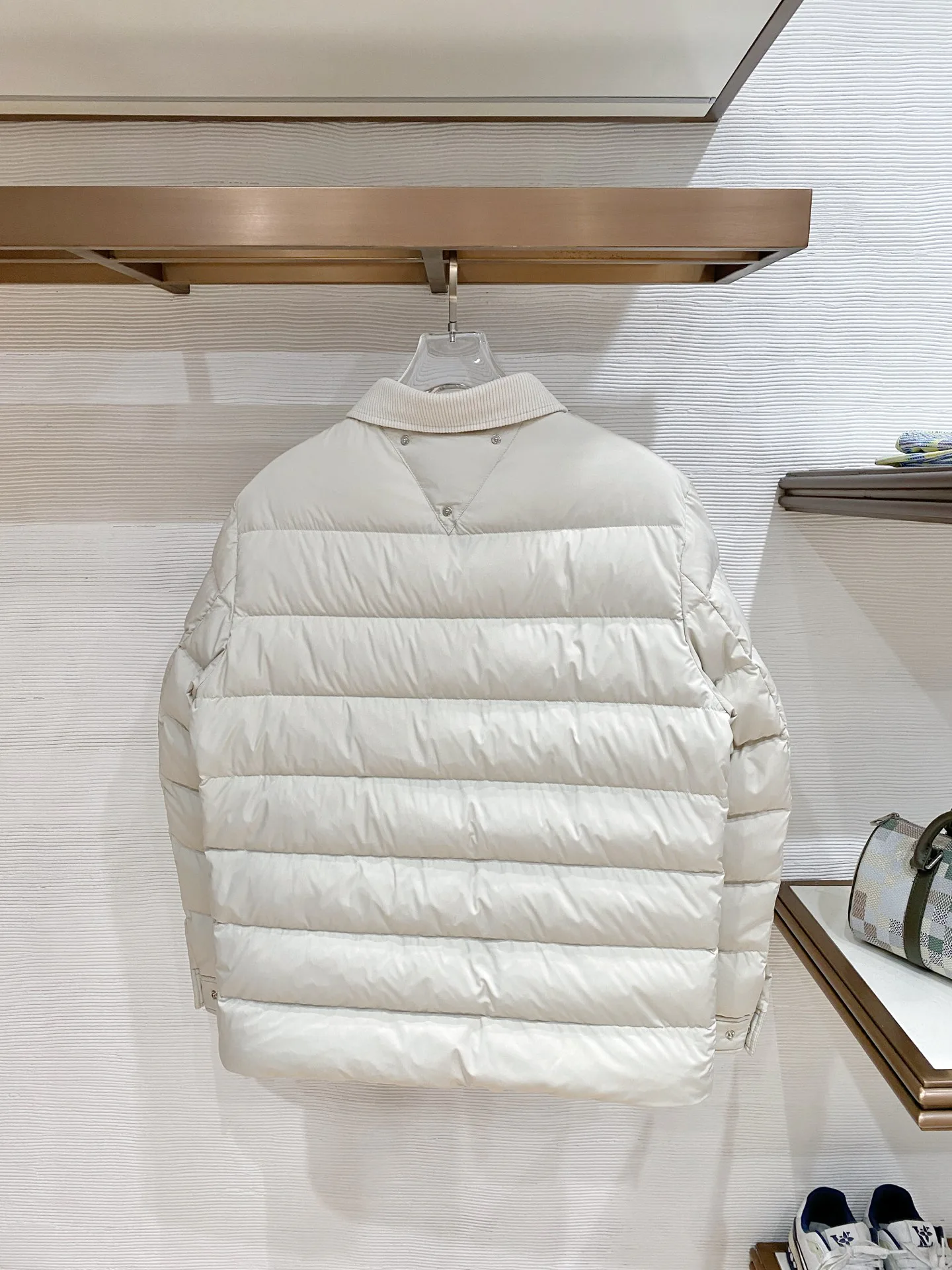 Куртки И Пуховики Мужские Prada 17941242