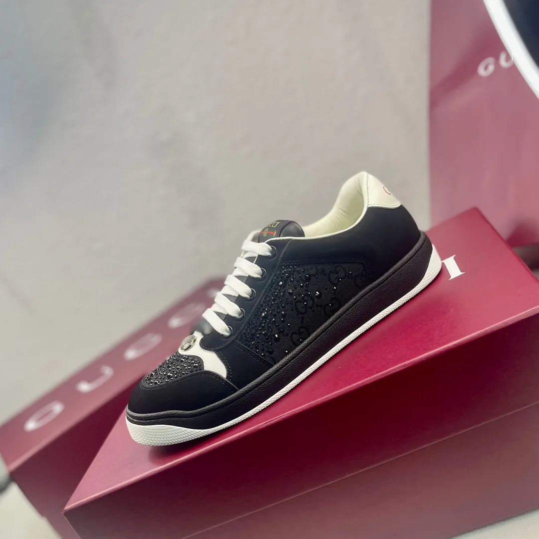 Кроссовки Женские Gucci 17620489