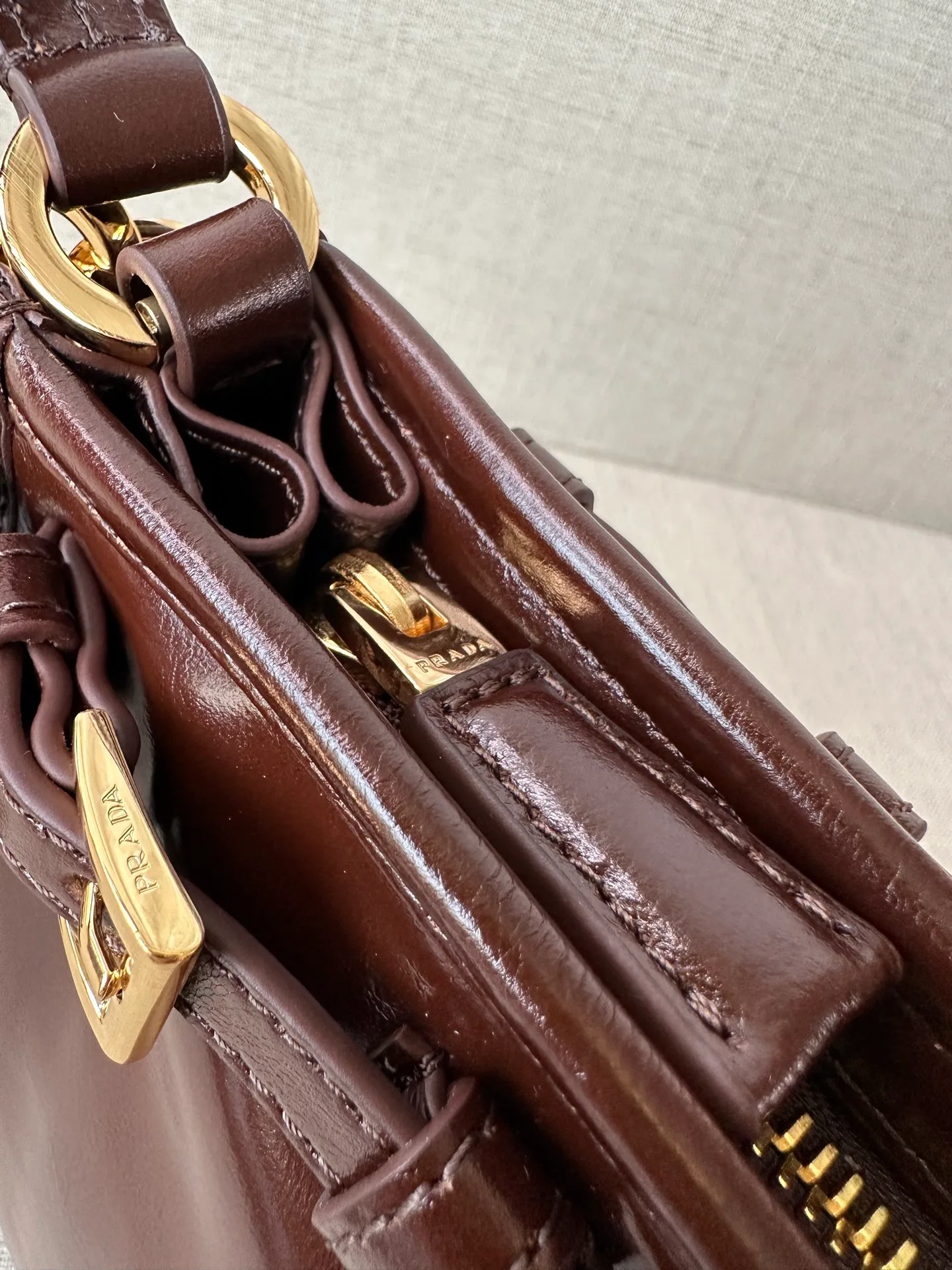 Классические Сумки Женские Prada 17524306