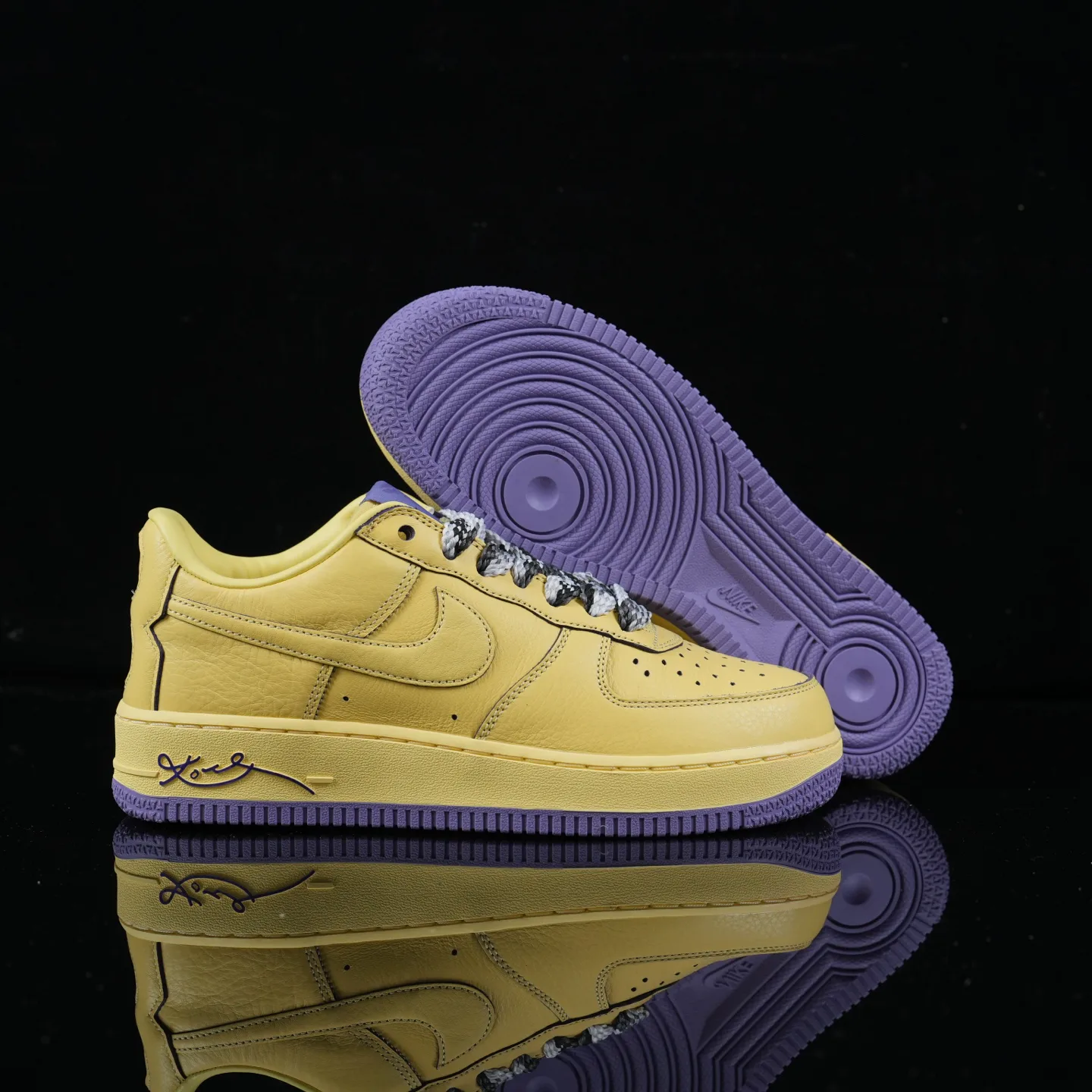 Кроссовки Женские Nike 612916