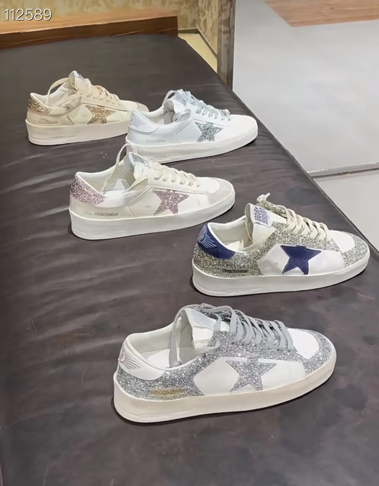 Кроссовки Женские Golden Goose 19671164