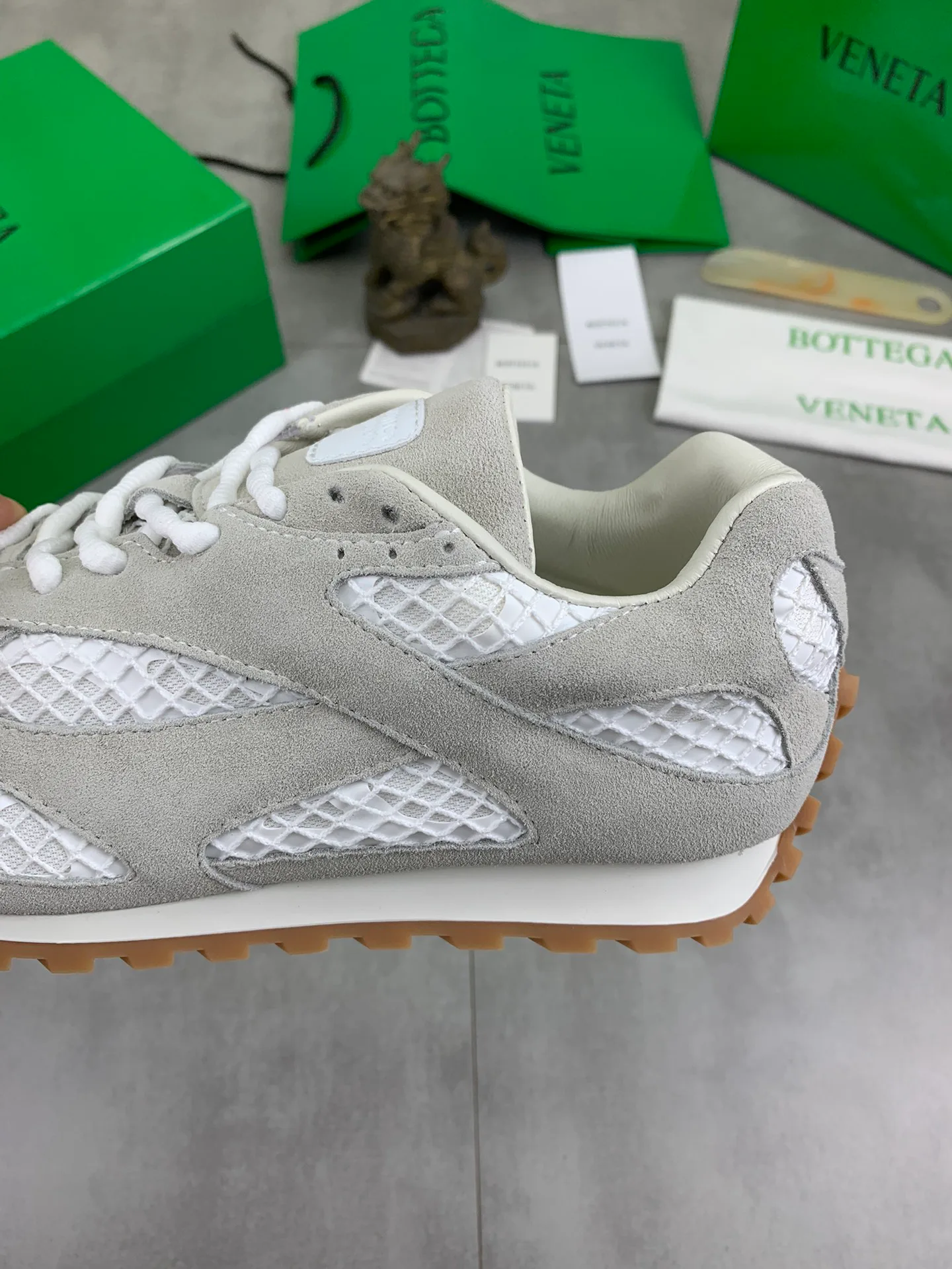 Кроссовки Женские Bottega Veneta 18365182