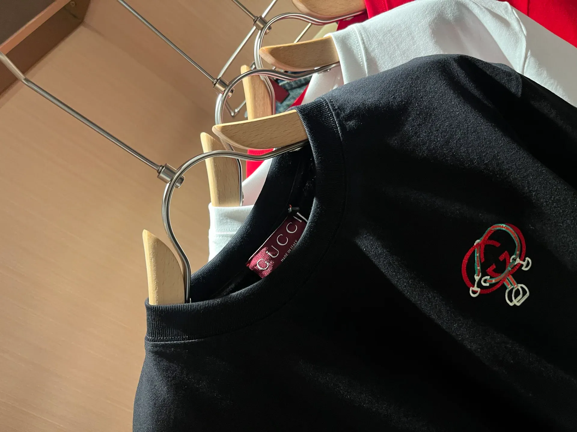 Футболки Женские Gucci 869427