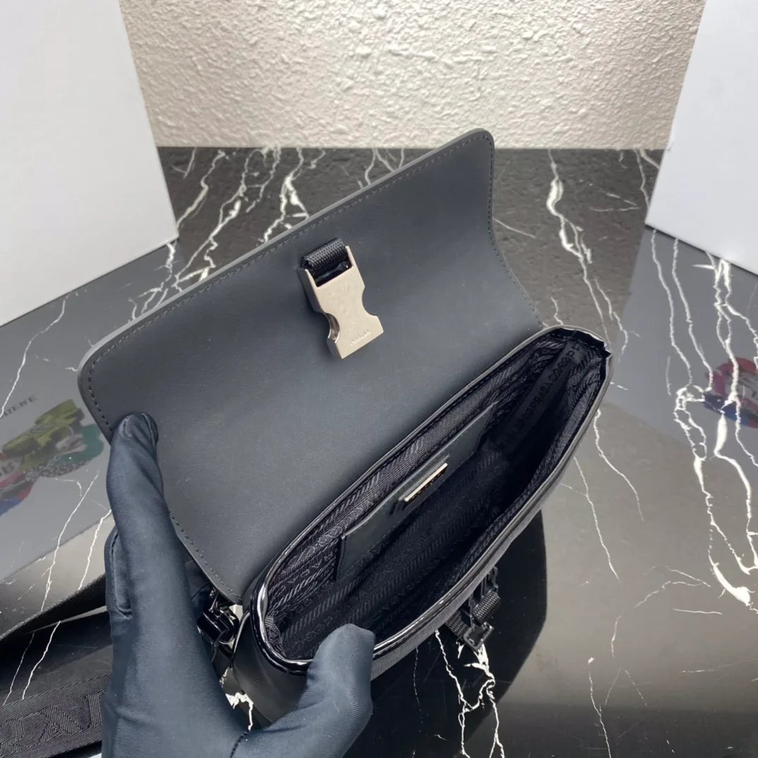 Сумки На Ремне Женские Prada 617127