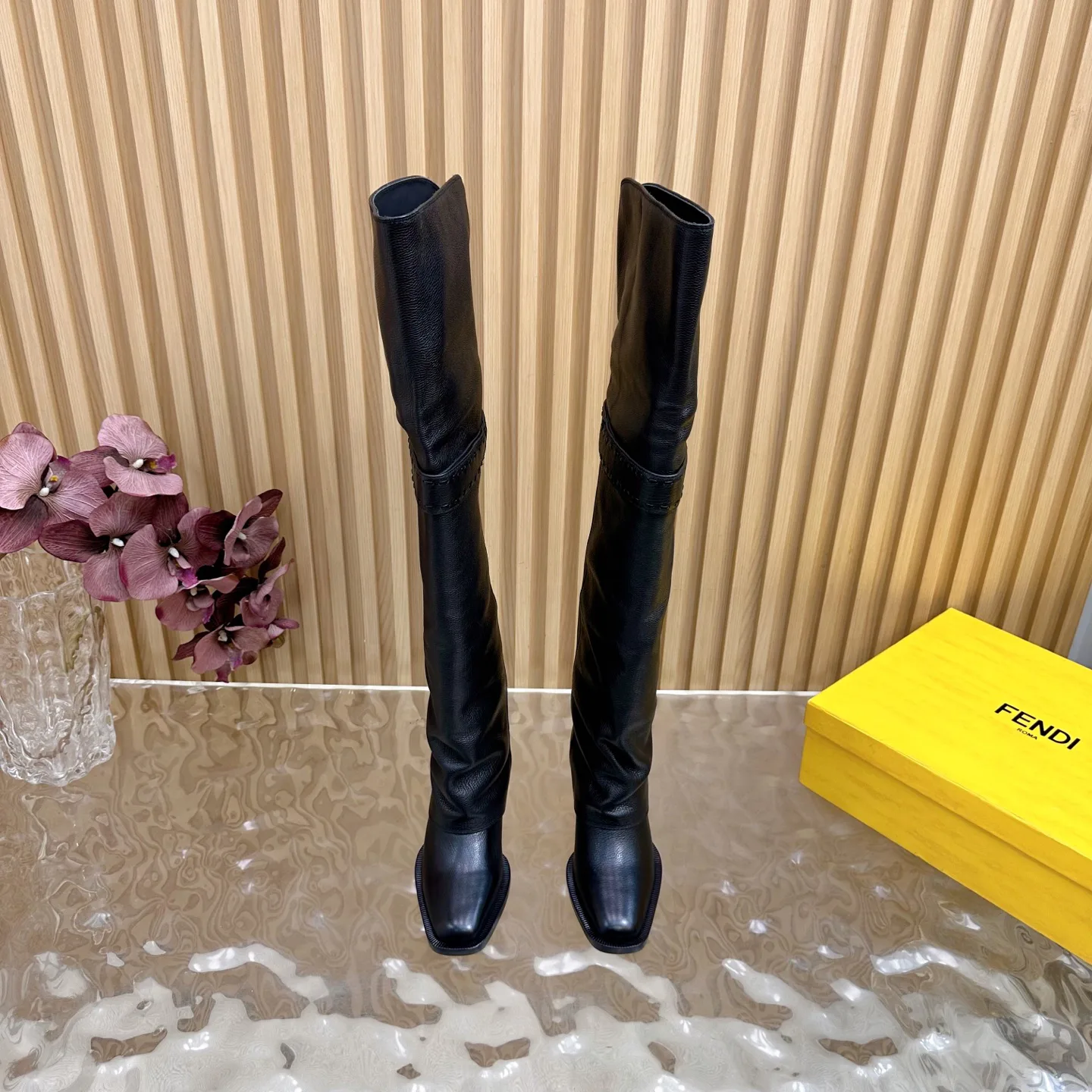 Сапоги Женские Fendi 18235462