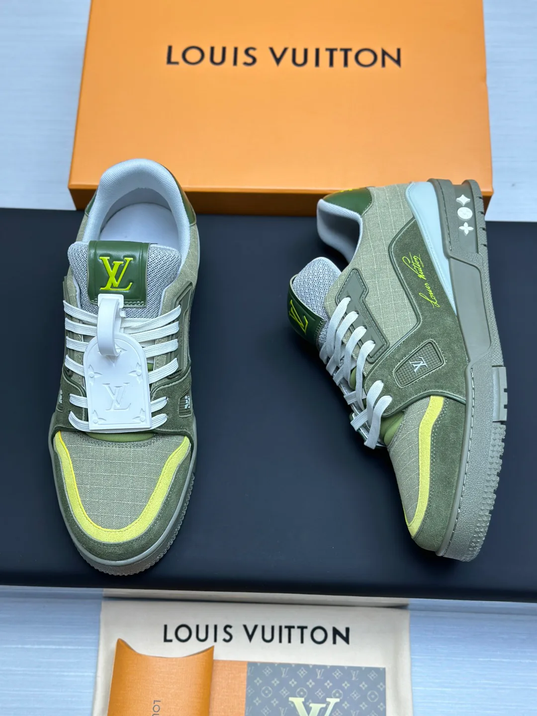 Кроссовки Женские Louis Vuitton 153034