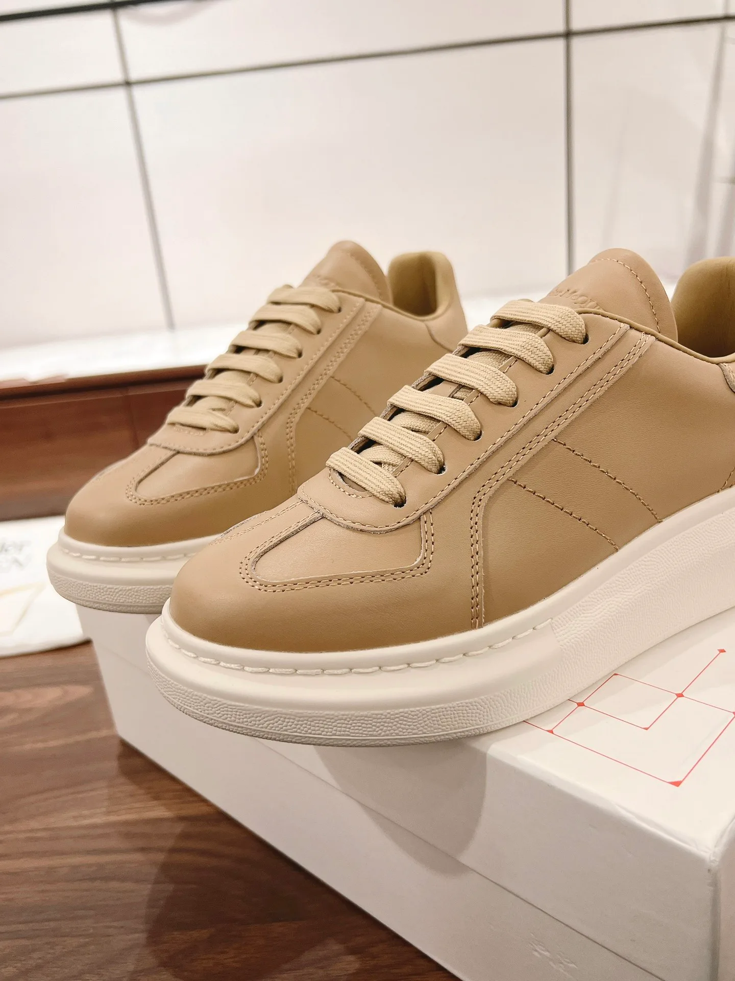 Кроссовки Женские Alexander Mcqueen 3446153