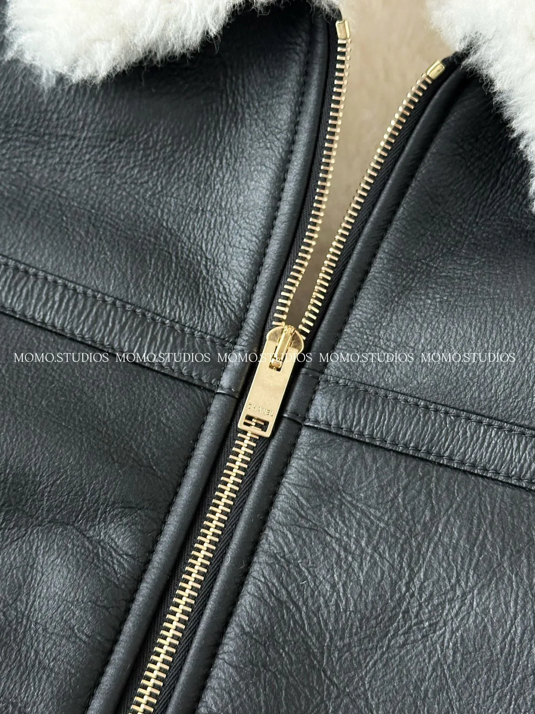 Кожаные Куртки И Дублёнки Женские Chanel 19661253