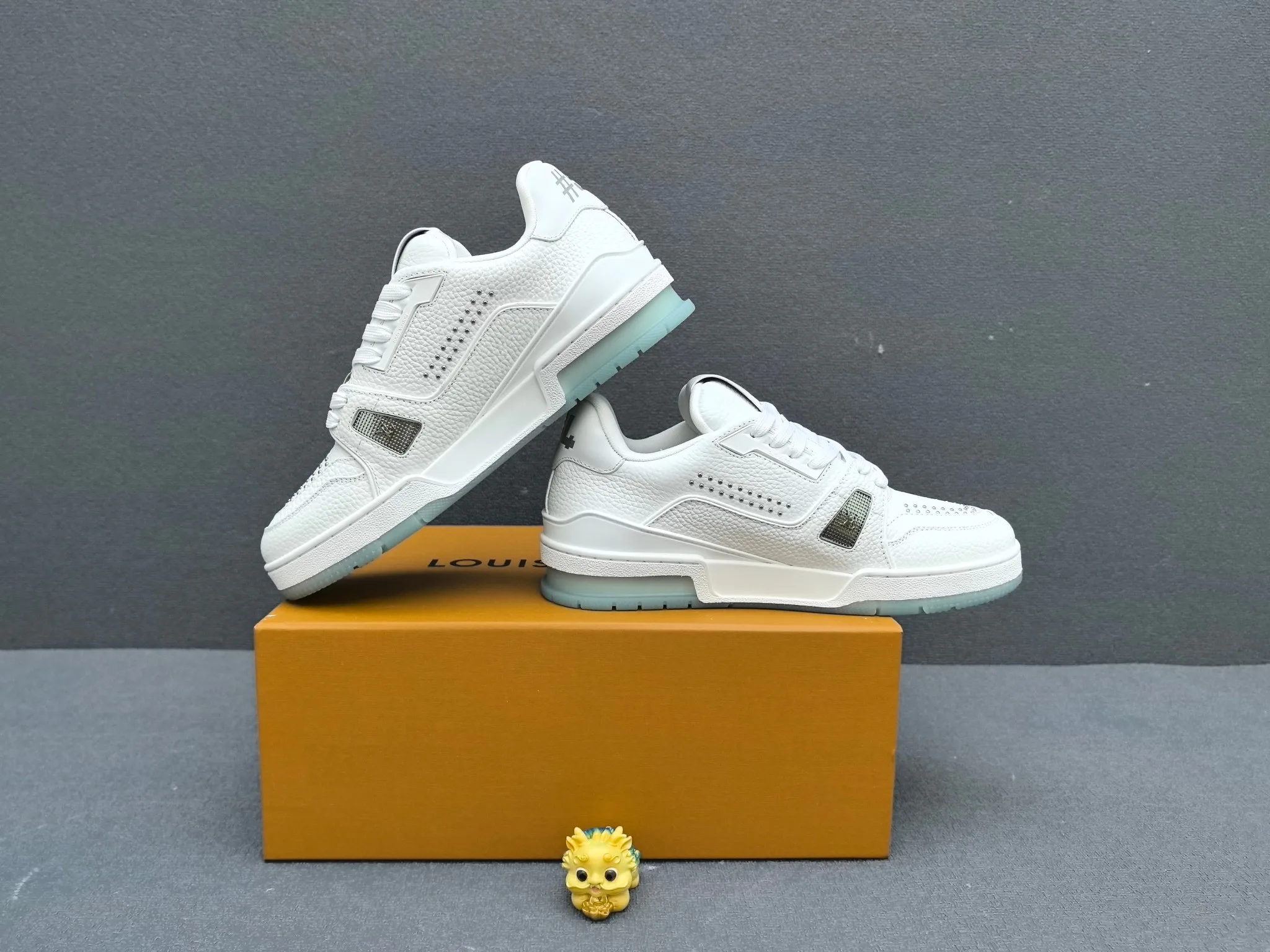 Кроссовки Мужские Louis Vuitton 77443