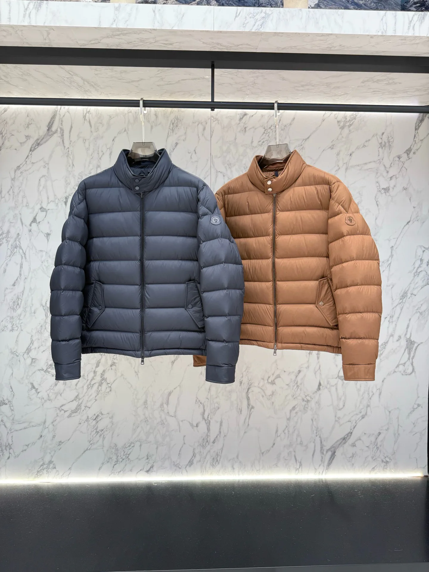Куртки И Пуховики Мужские Moncler 17927280