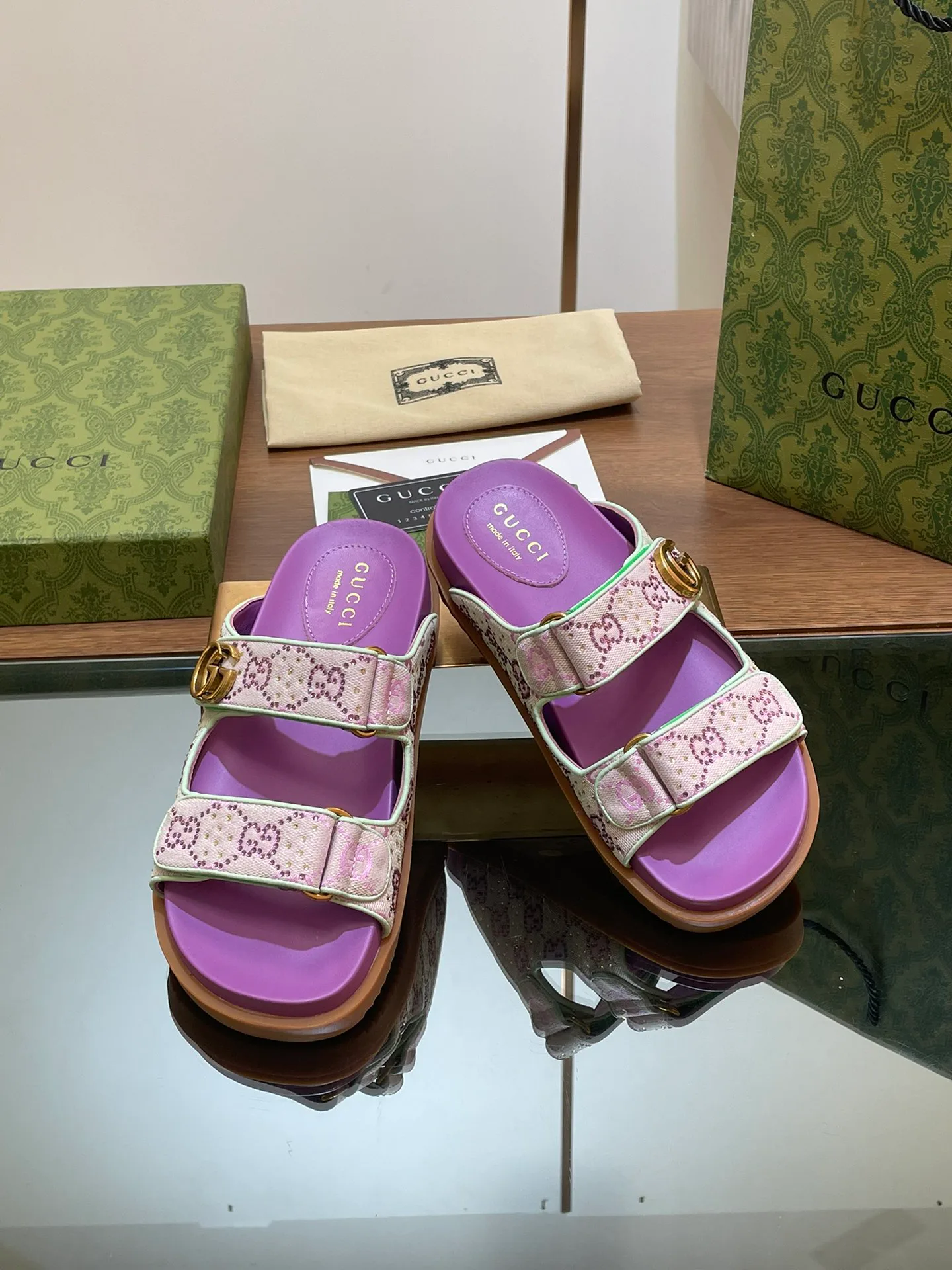 Шлепанцы Женские Gucci 21089