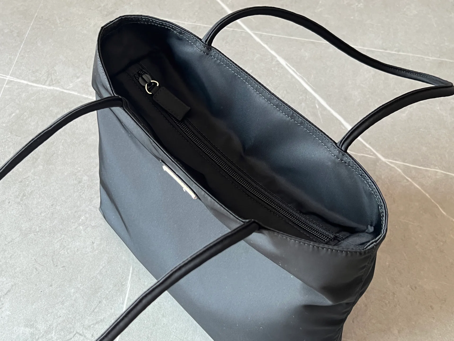 Сумки На Ремне Женские Prada 515800