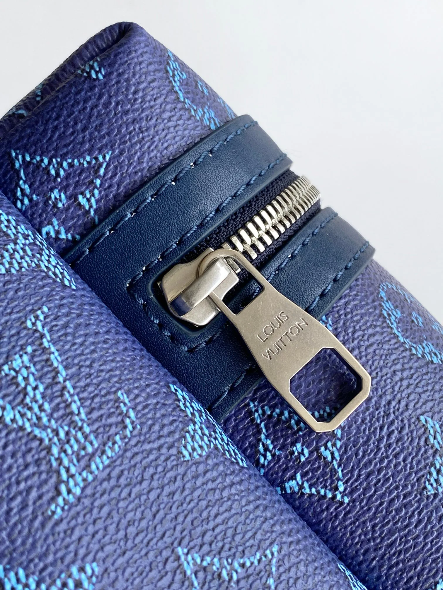 Рюкзаки Женские Louis Vuitton 13435252