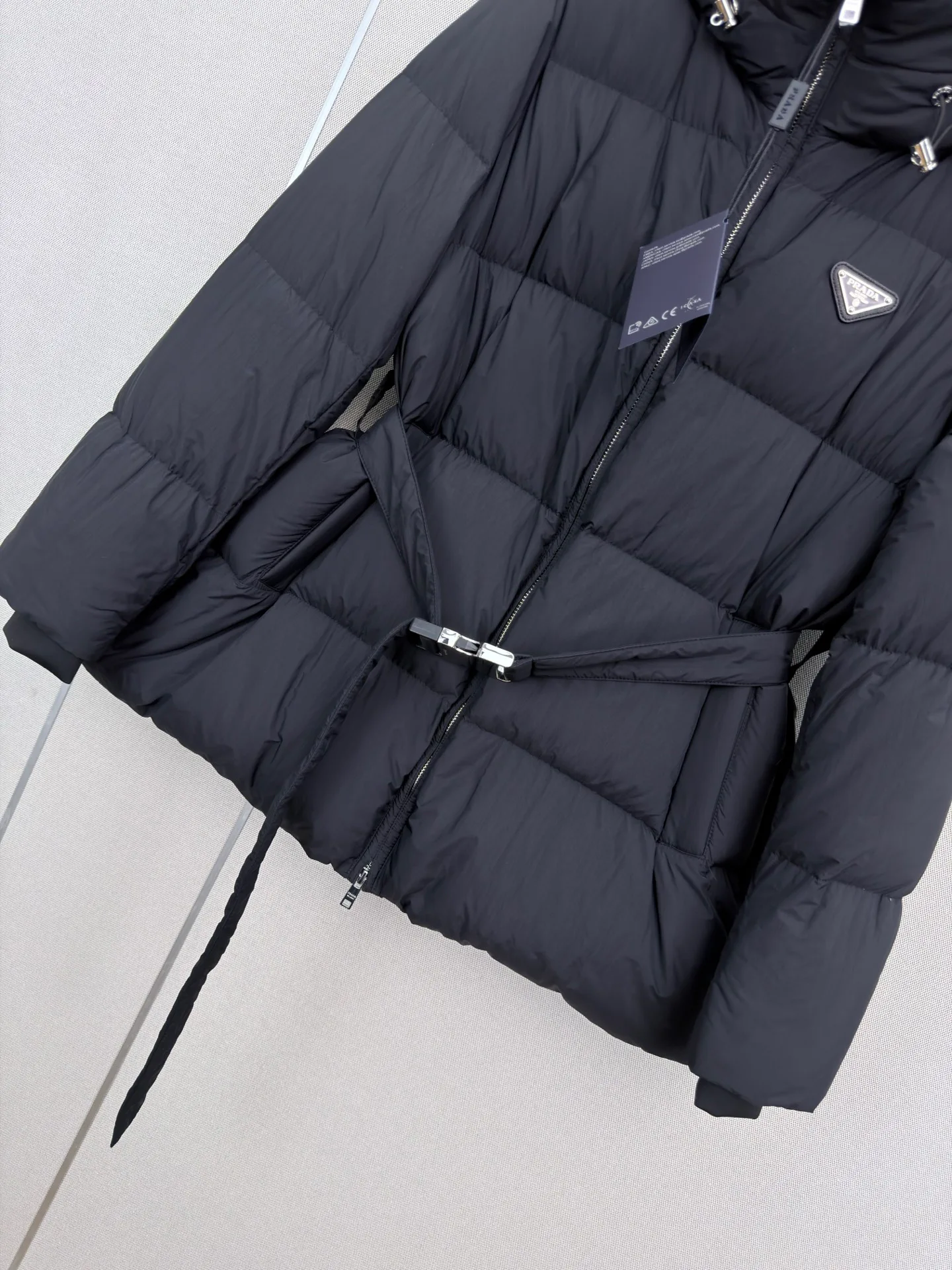 Куртки И Пуховики Женские Prada 18185798