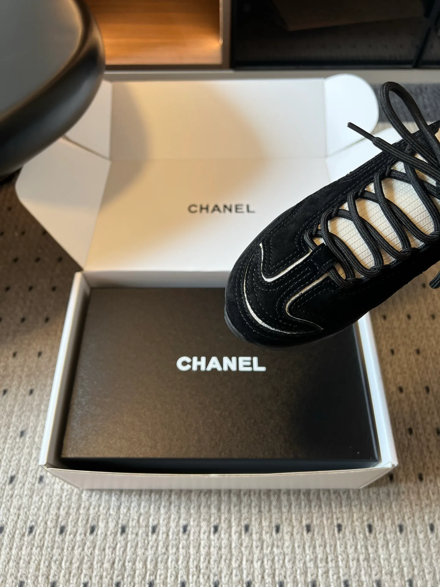 Кроссовки Женские Chanel 17793449