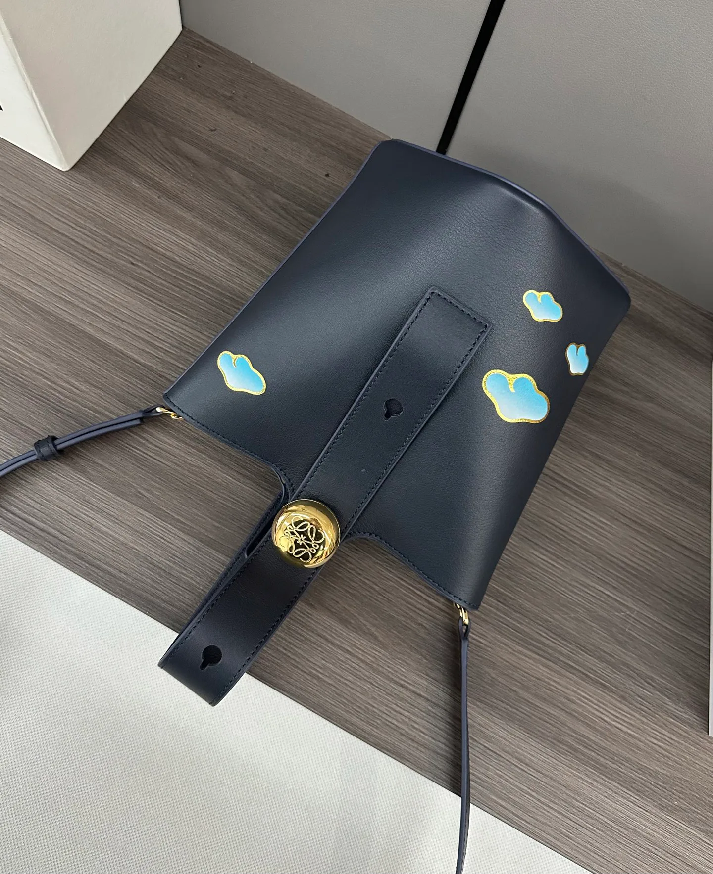 Сумки На Ремне Женские Loewe 12172488