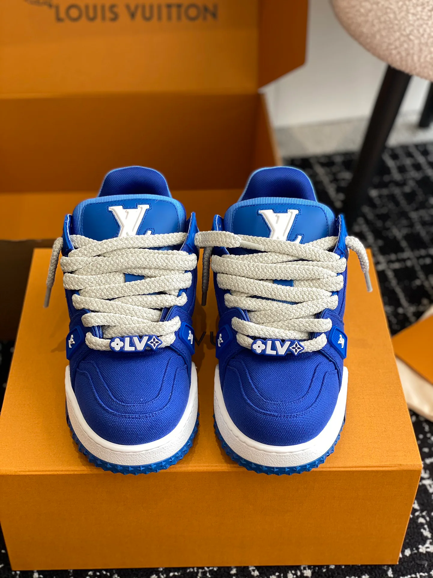Кроссовки Женские Louis Vuitton