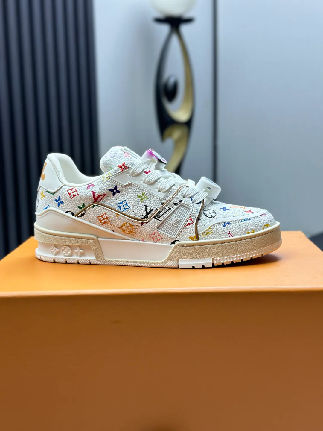 Кроссовки Женские Louis Vuitton 153022