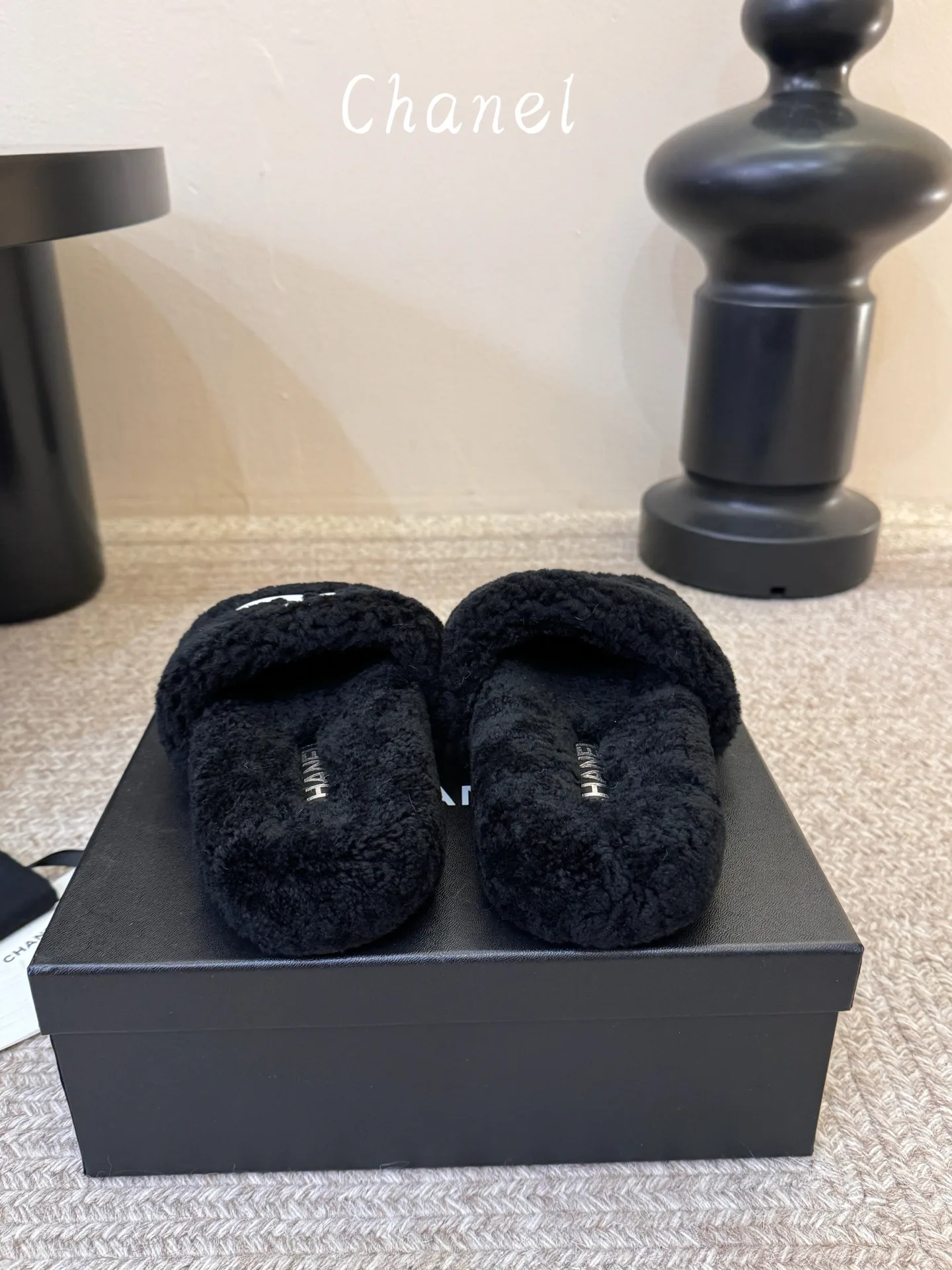 Тапочки Женские Chanel 17935007