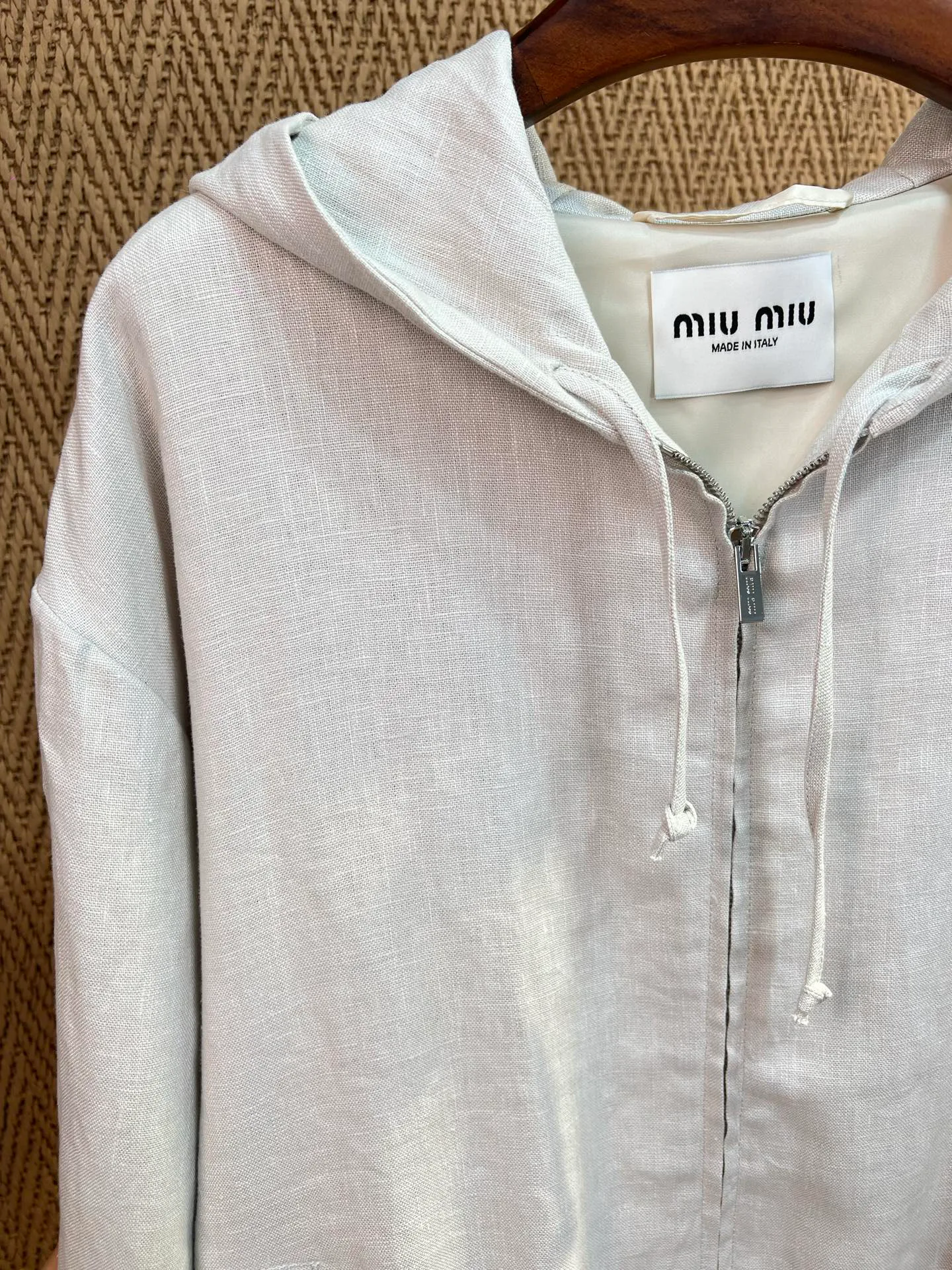 Куртки И Пуховики Женские Miu Miu 18324222