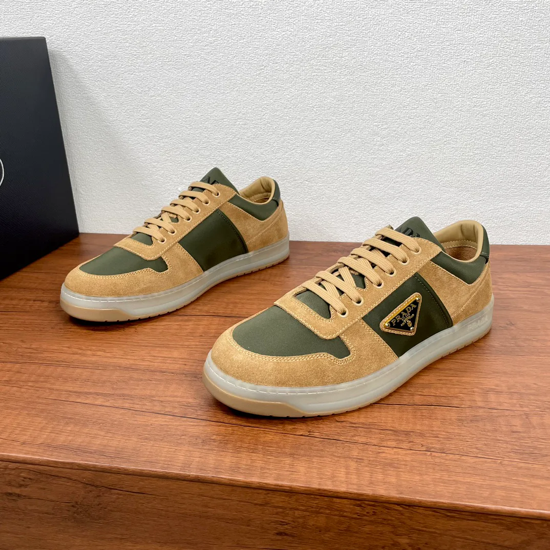Кроссовки Мужские Prada 18197803